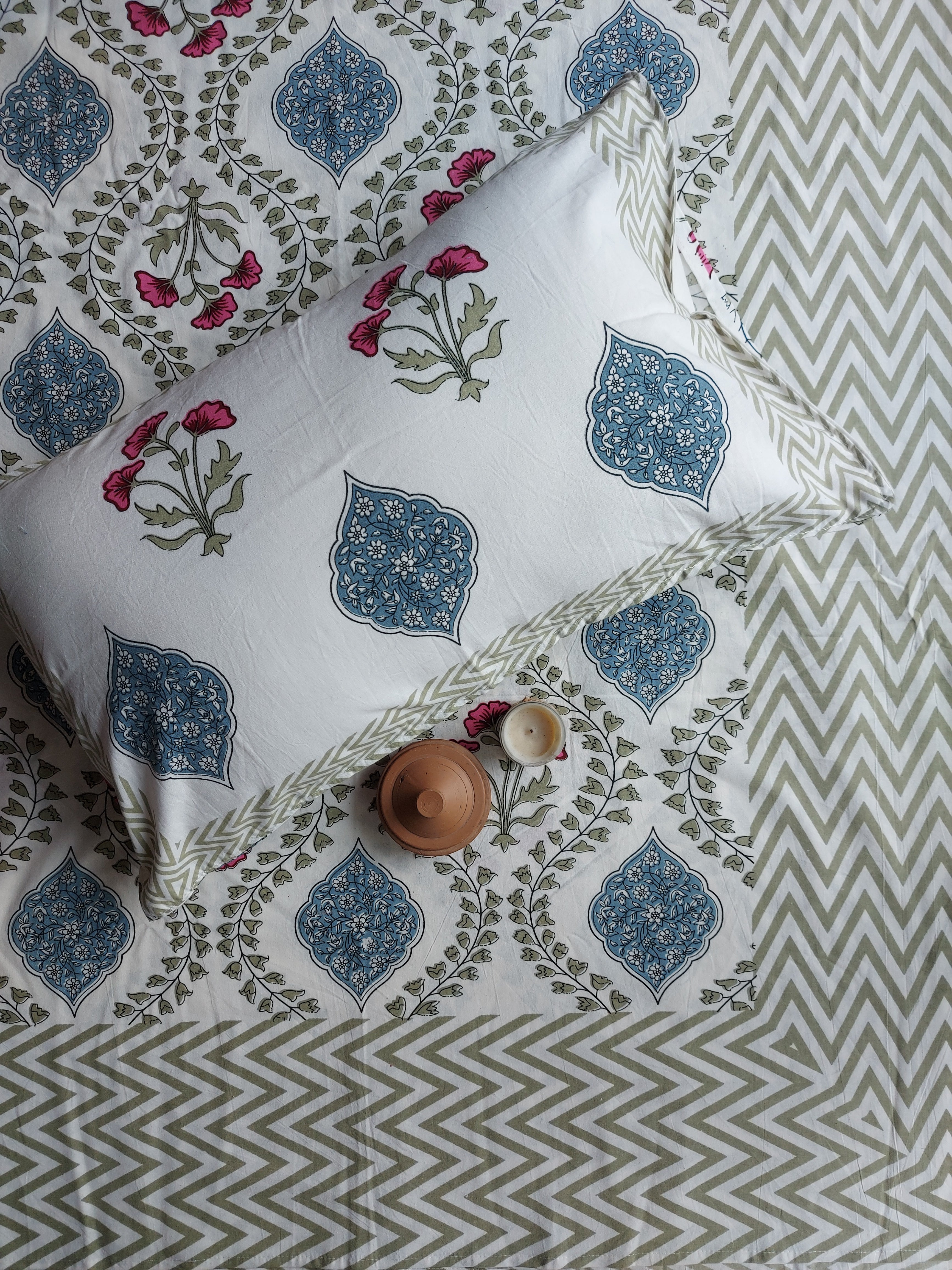 Baagh Double Bedsheet - Beige