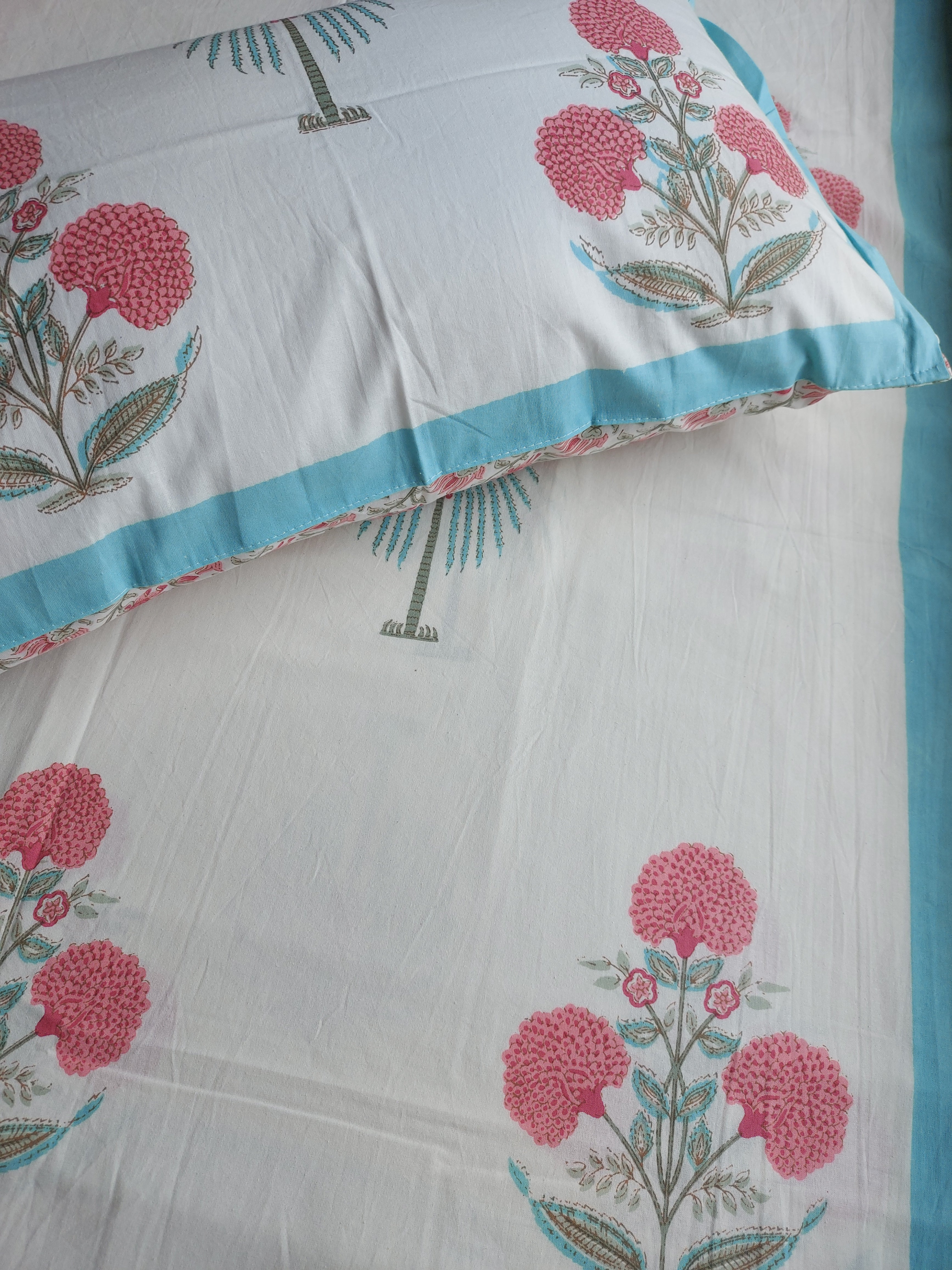 Baagh Double Bedsheet - Pink