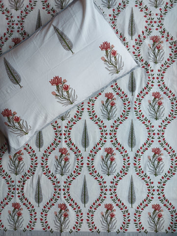 Baagh Double Bedsheet - Maroon