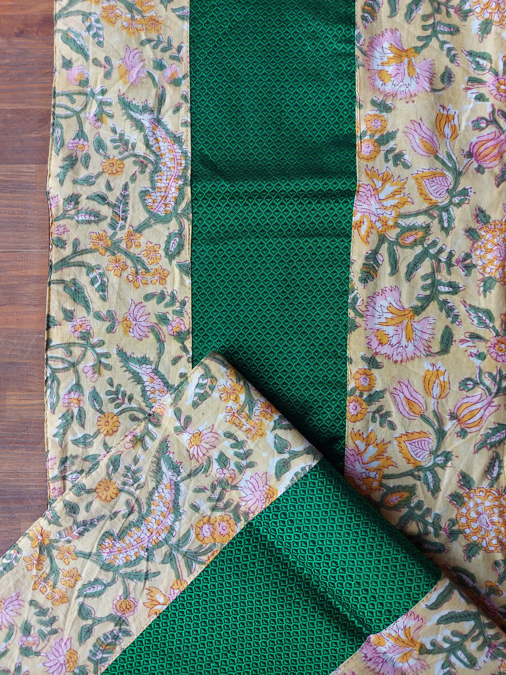 Table Runner & Tea Coaster Set