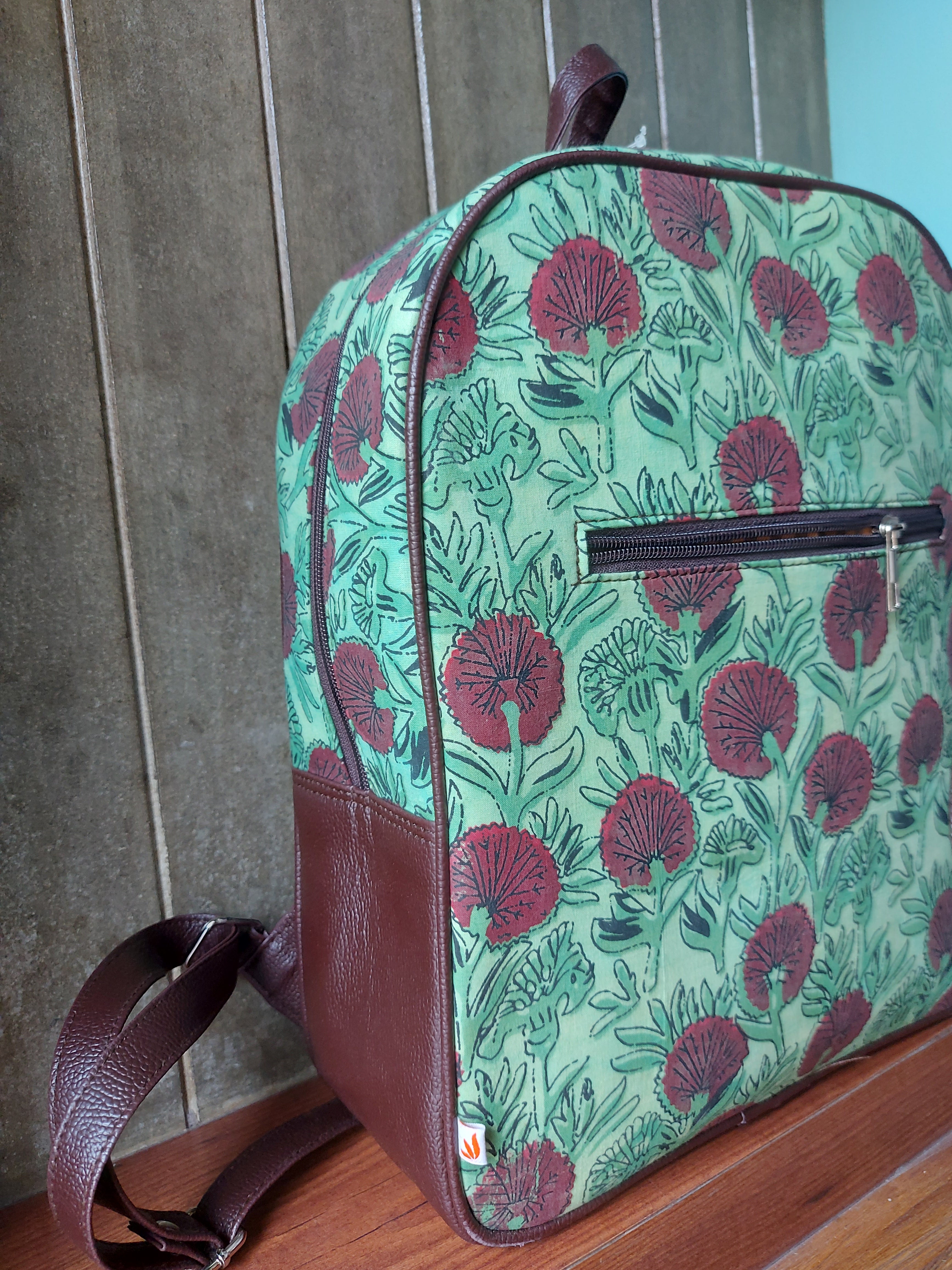 Leather Backpack - Pista Green