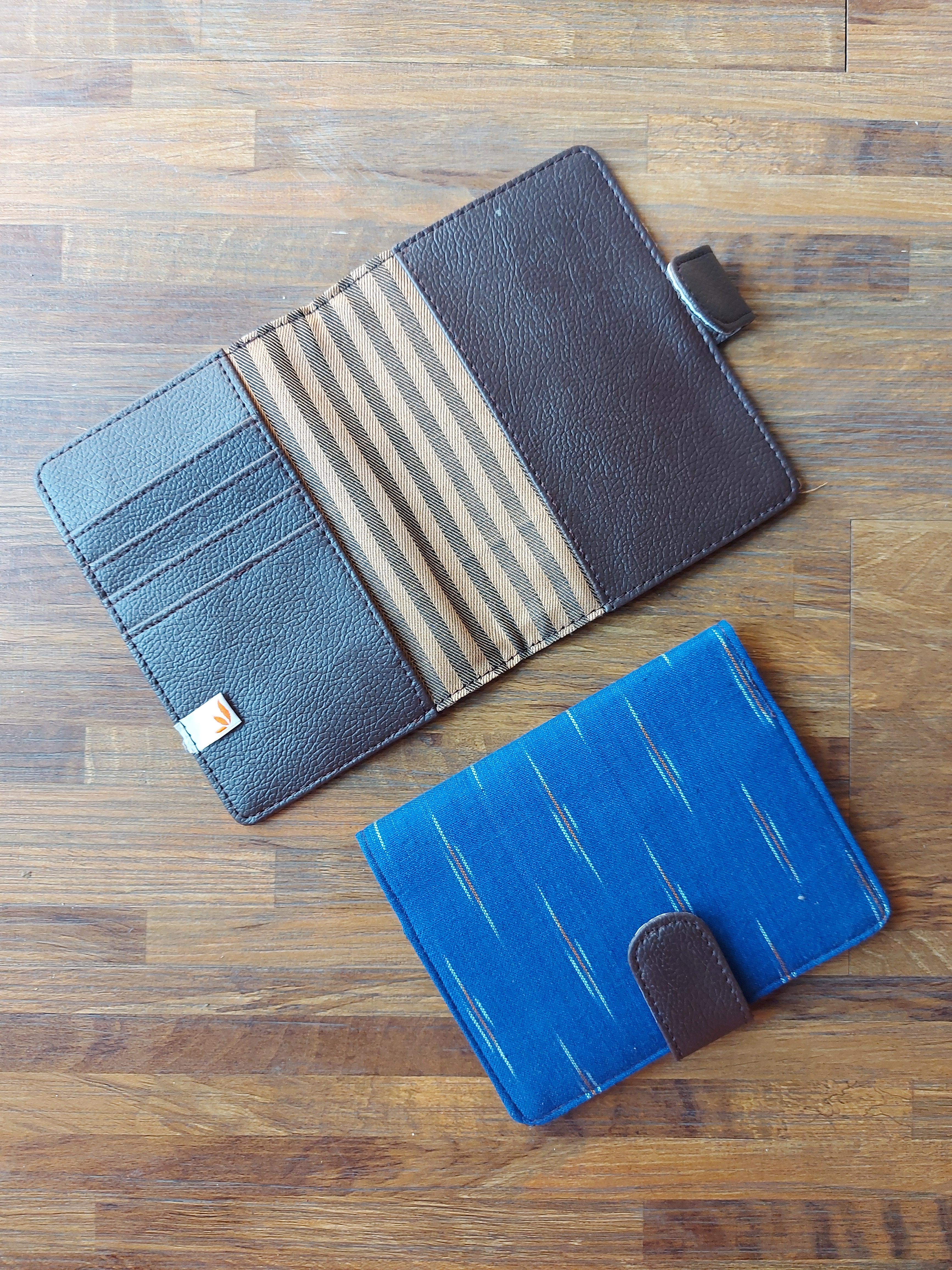 Leather Passport Holder - Blue