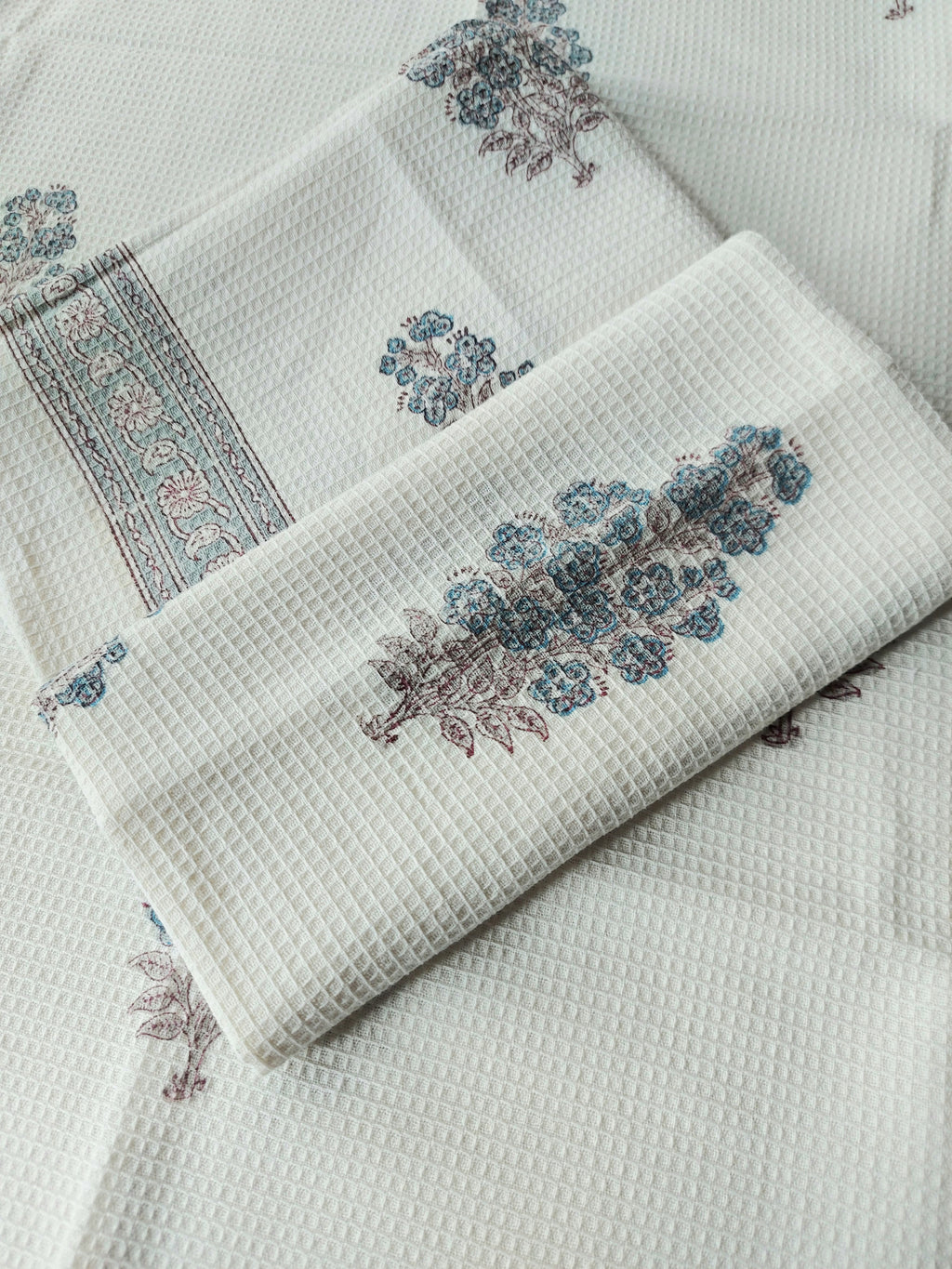 Waffle Bath Towel & Hand Towel Set