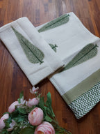 Waffle Bath Towel & Hand Towel Set