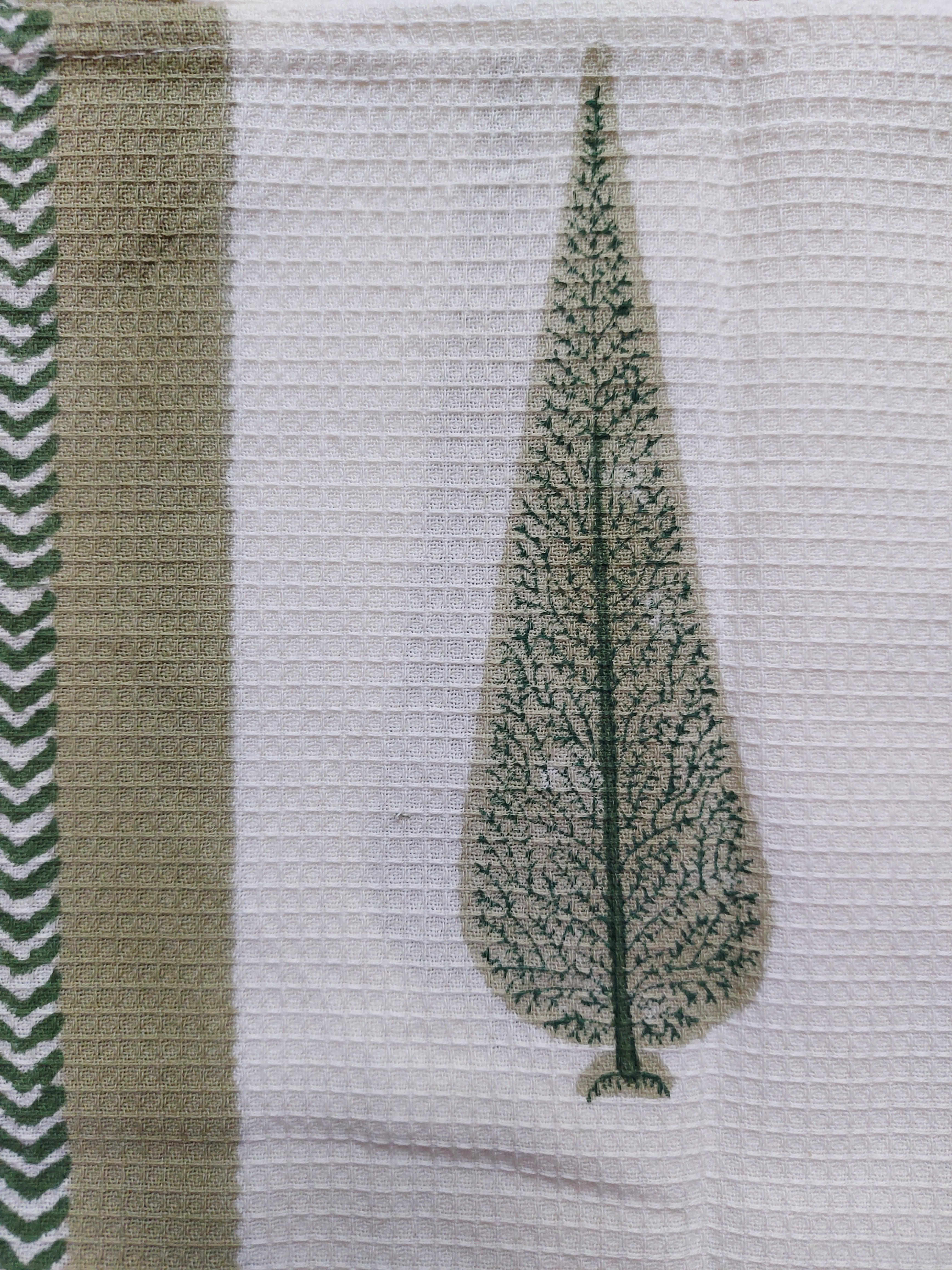 Waffle Bath Towel & Hand Towel Set