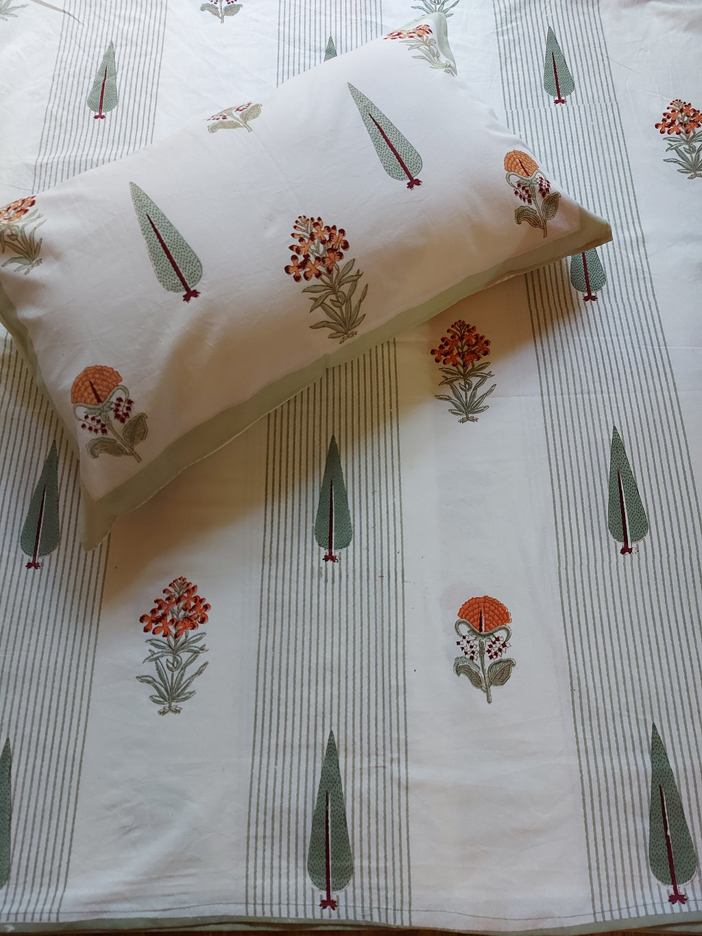 Baagh Double Bedsheet - Peach
