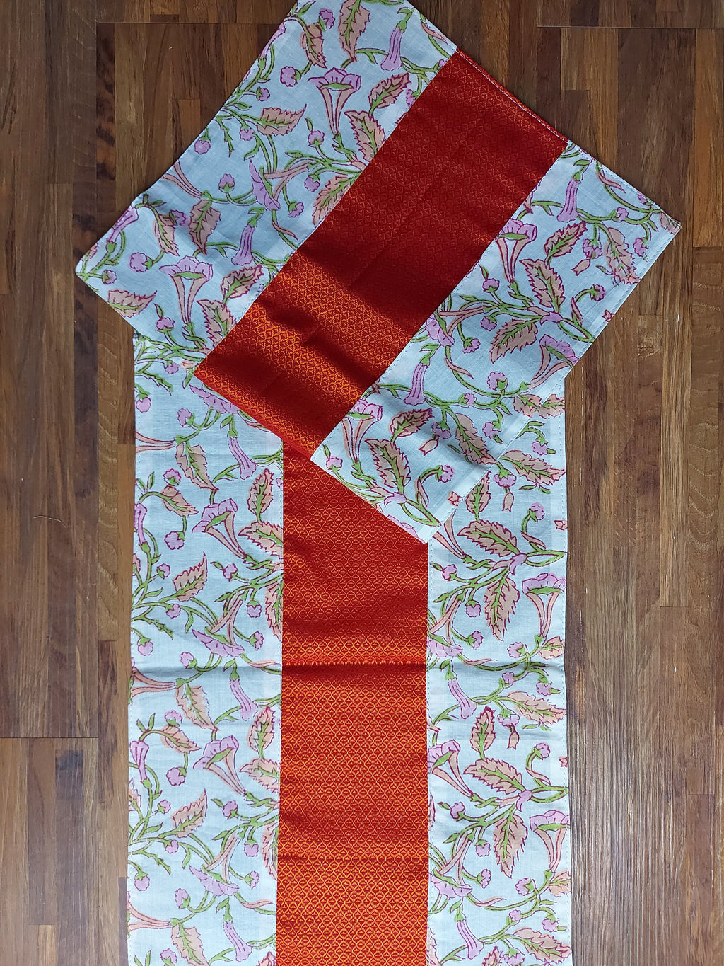 Table Runner & Tea Coaster Set