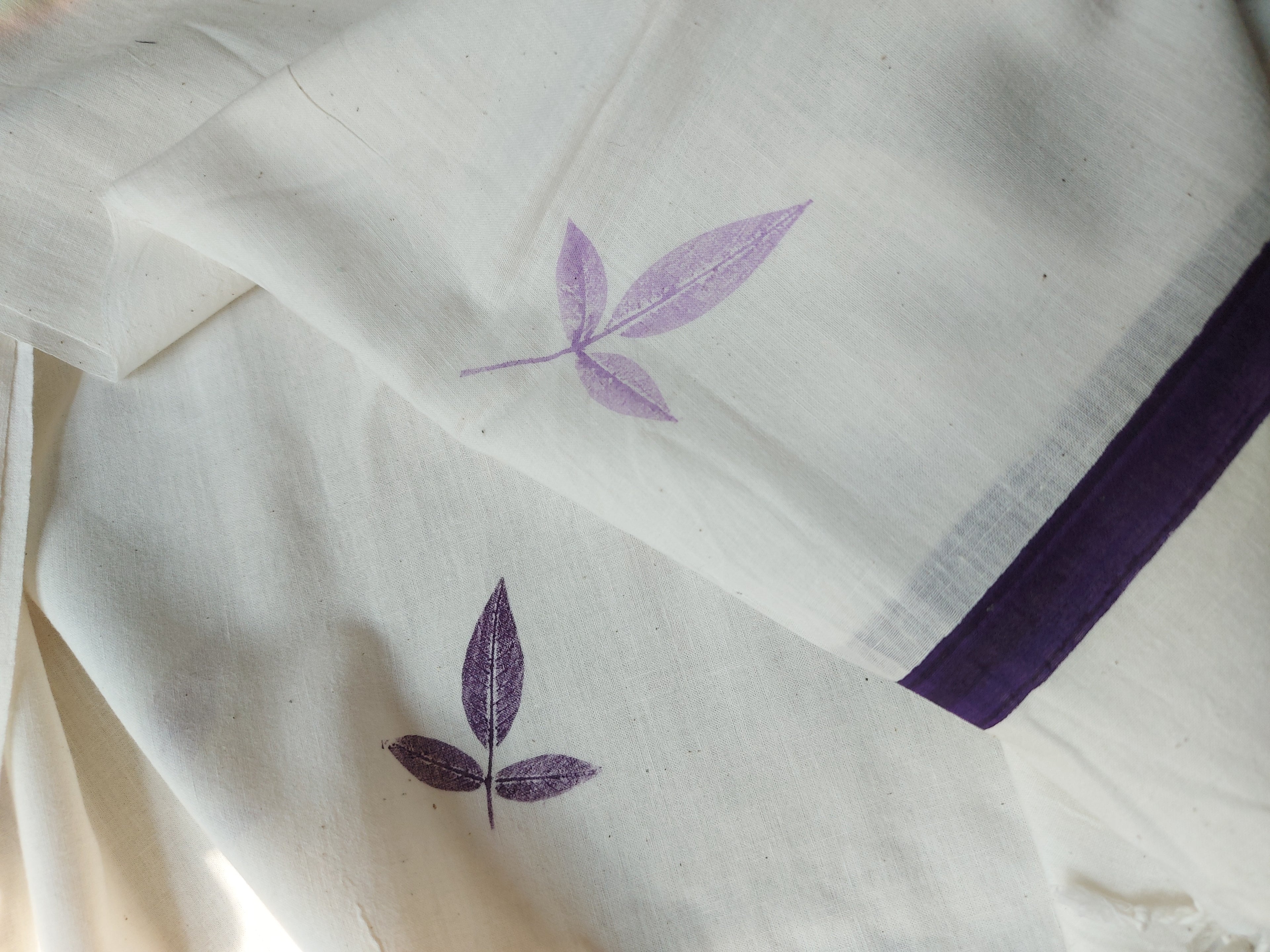 RUI - Organic Cotton Stole - Leaf Print - Purple