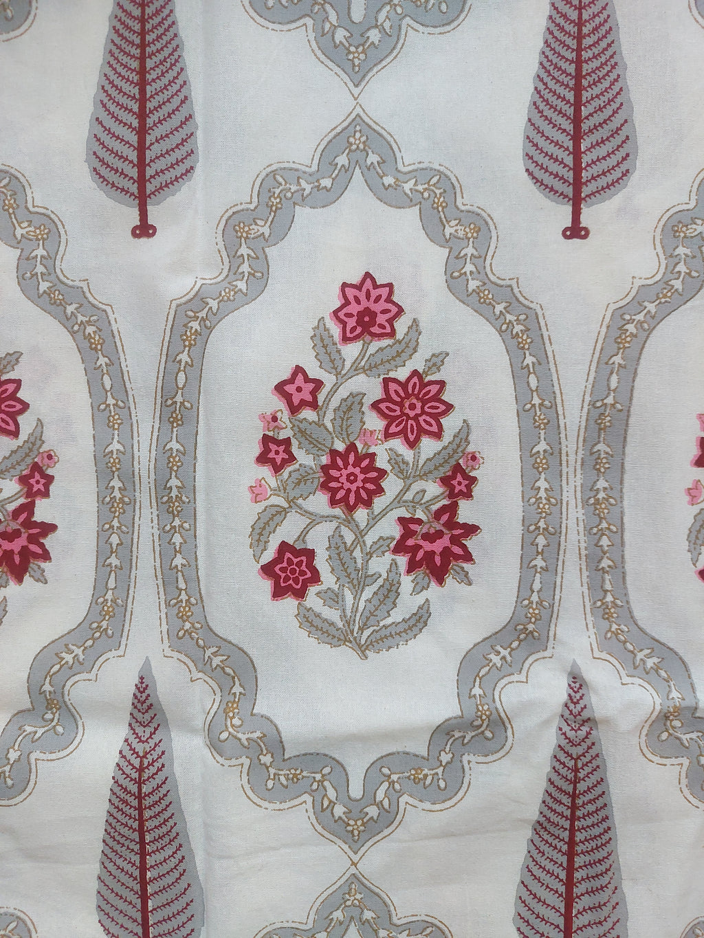 Baagh Double Bedsheet - Maroon