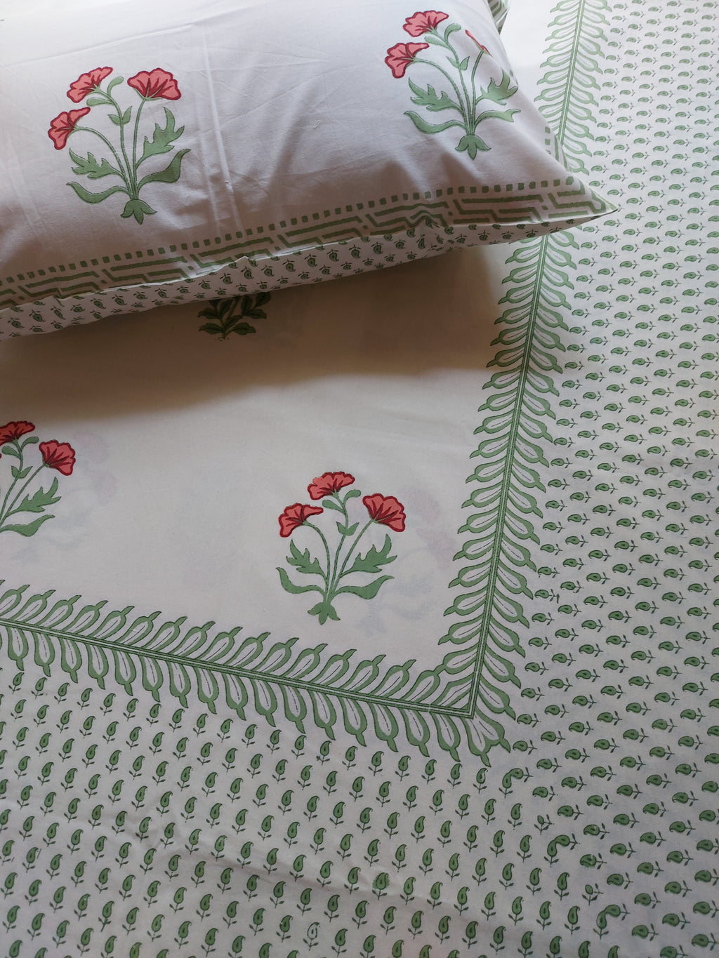 Baagh Double Bedsheet - Peach