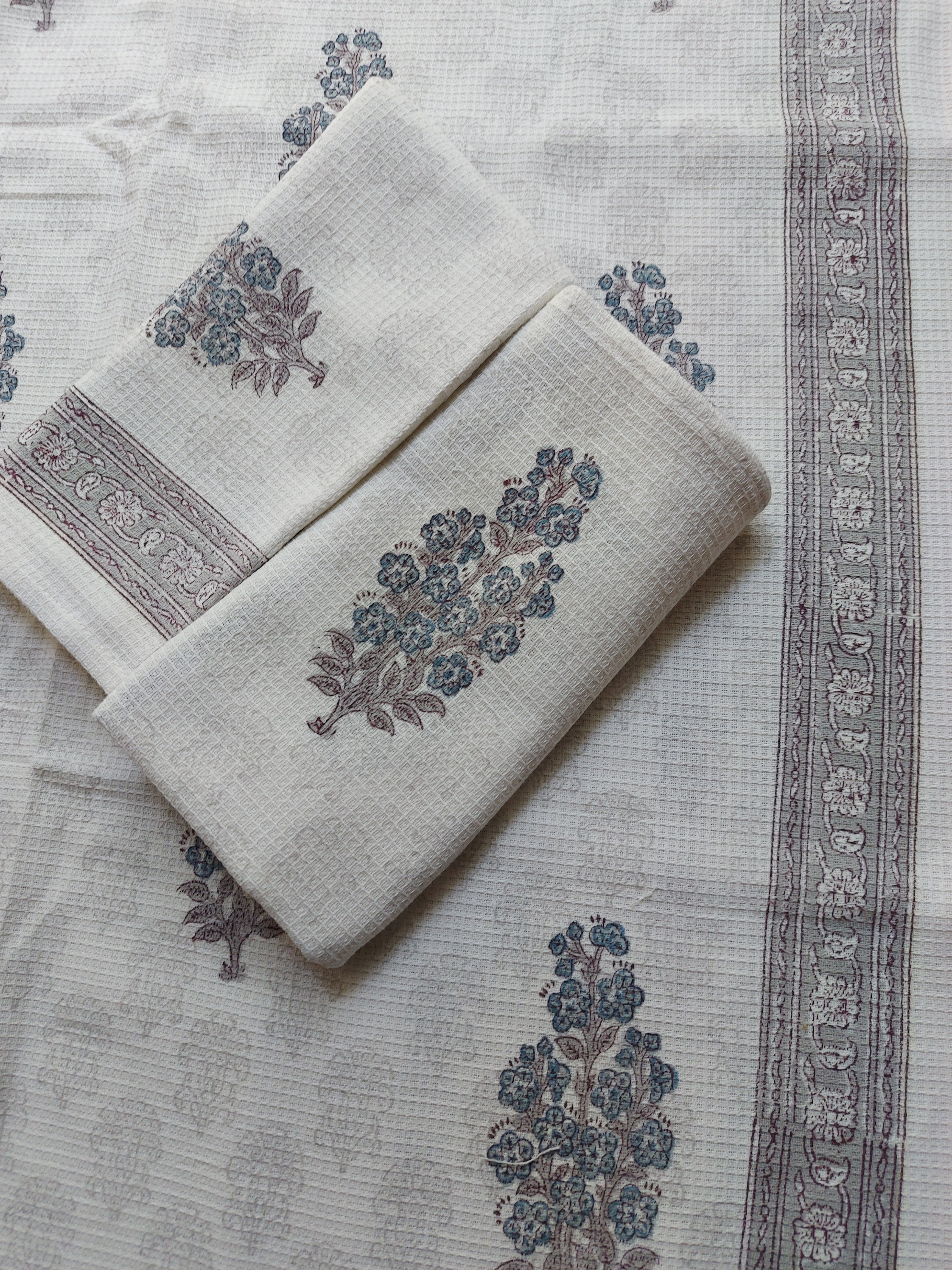 Waffle Bath Towel & Hand Towel Set