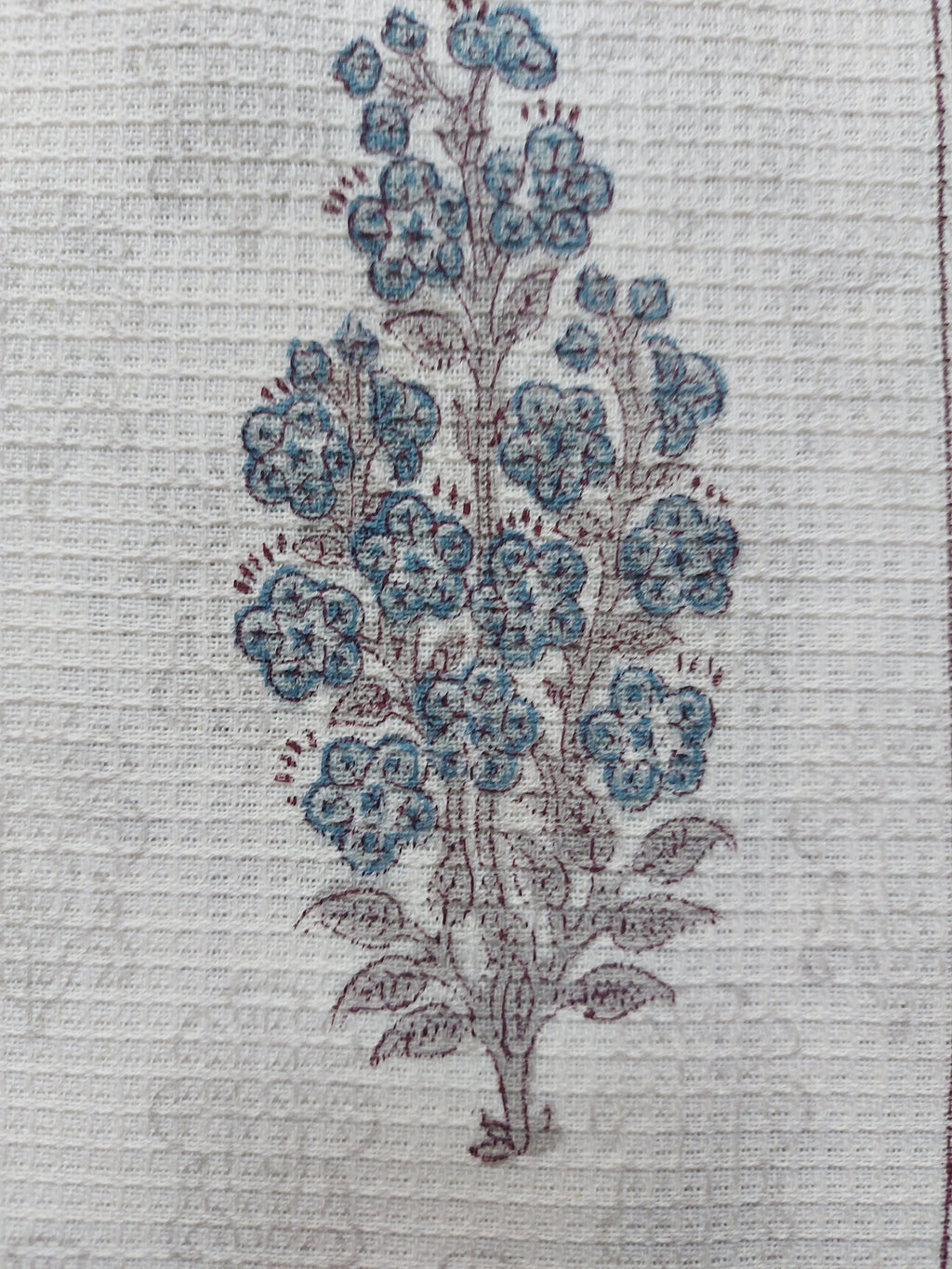 Waffle Bath Towel & Hand Towel Set