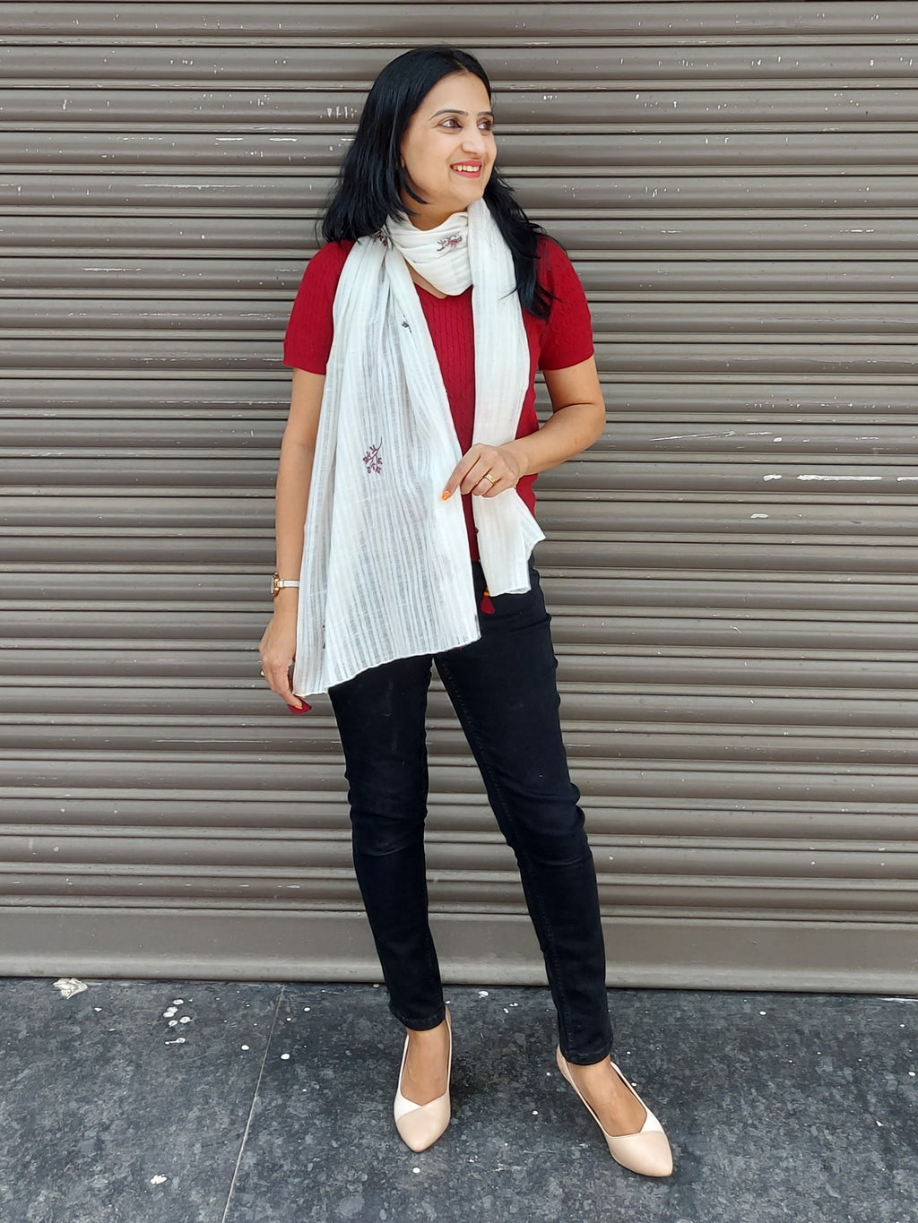 RUI - Organic Cotton Stole with Embroidery