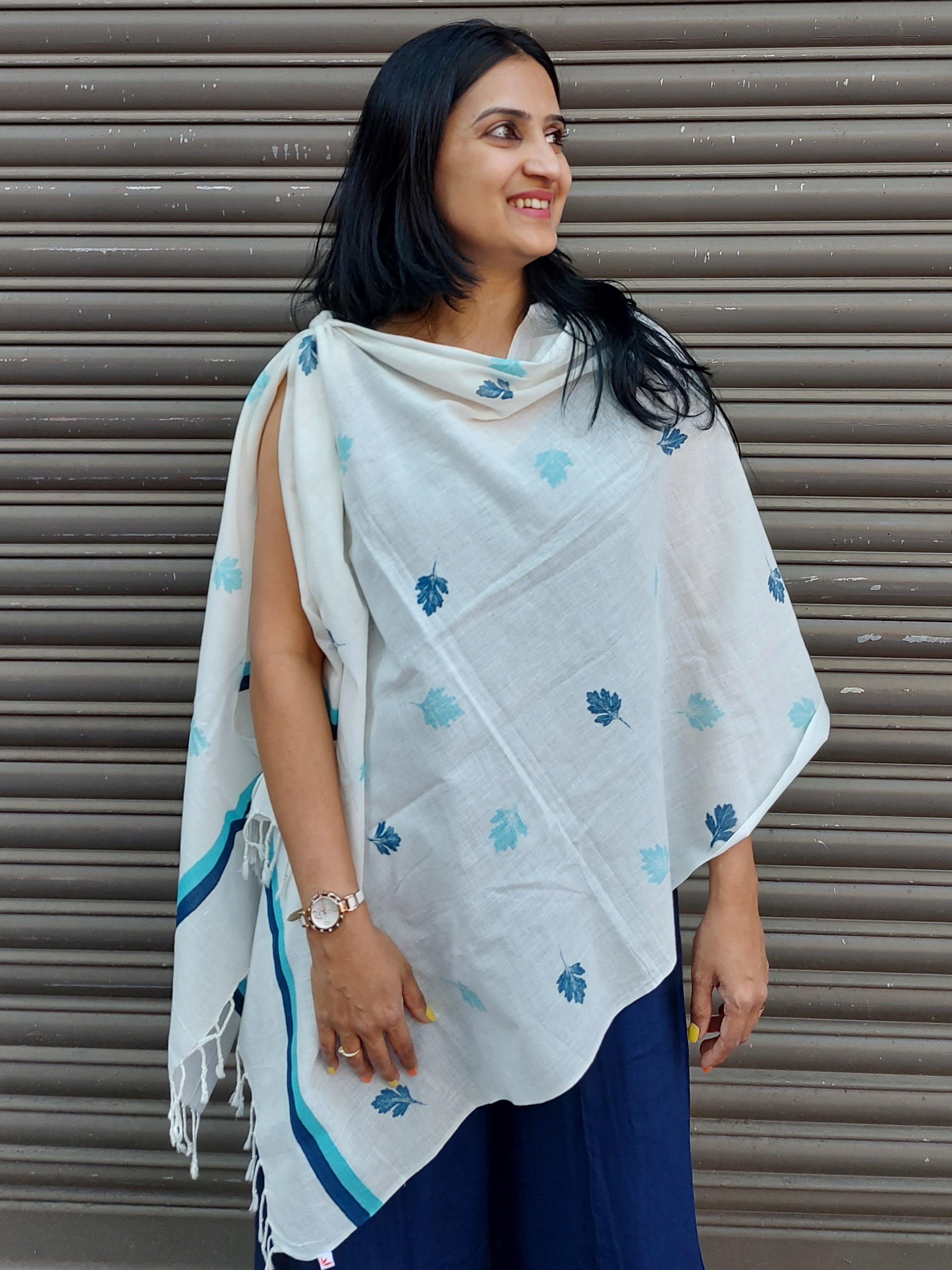 RUI - Organic Cotton Stole - Leaf Print - Blue