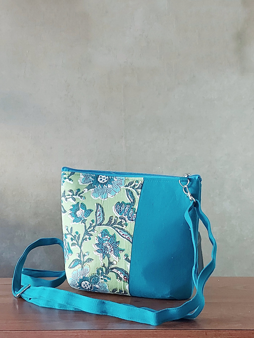 Cotton Basket Sling - Green & Blue