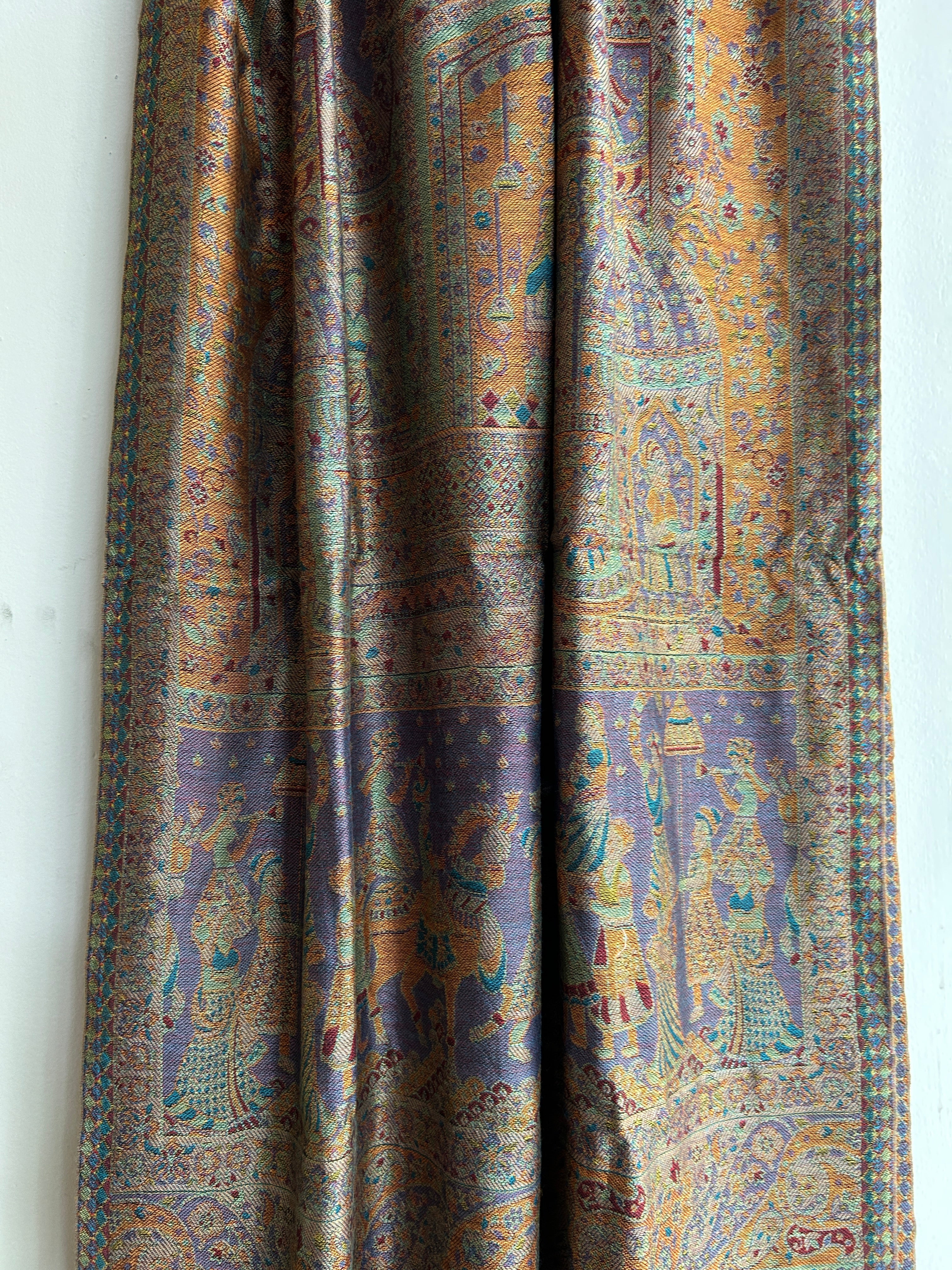 Kashmiri Floral Stole-cum-Shawl