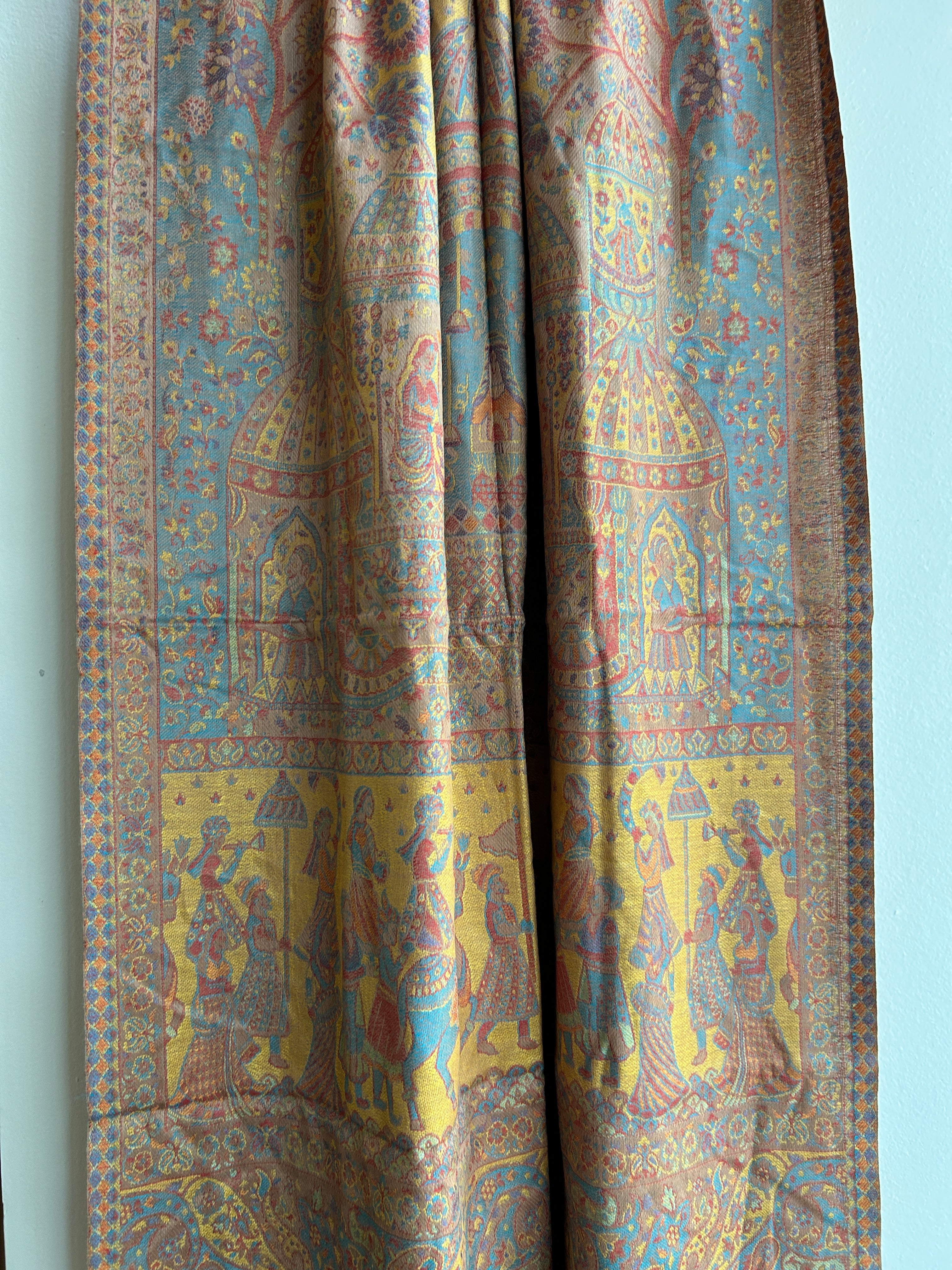 Kashmiri Floral Stole-cum-Shawls