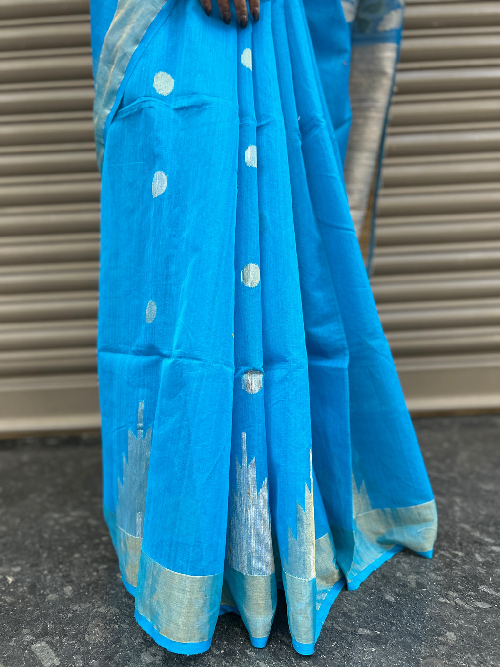 Muslin Jamdani Saree with Jute Pallu - Blue