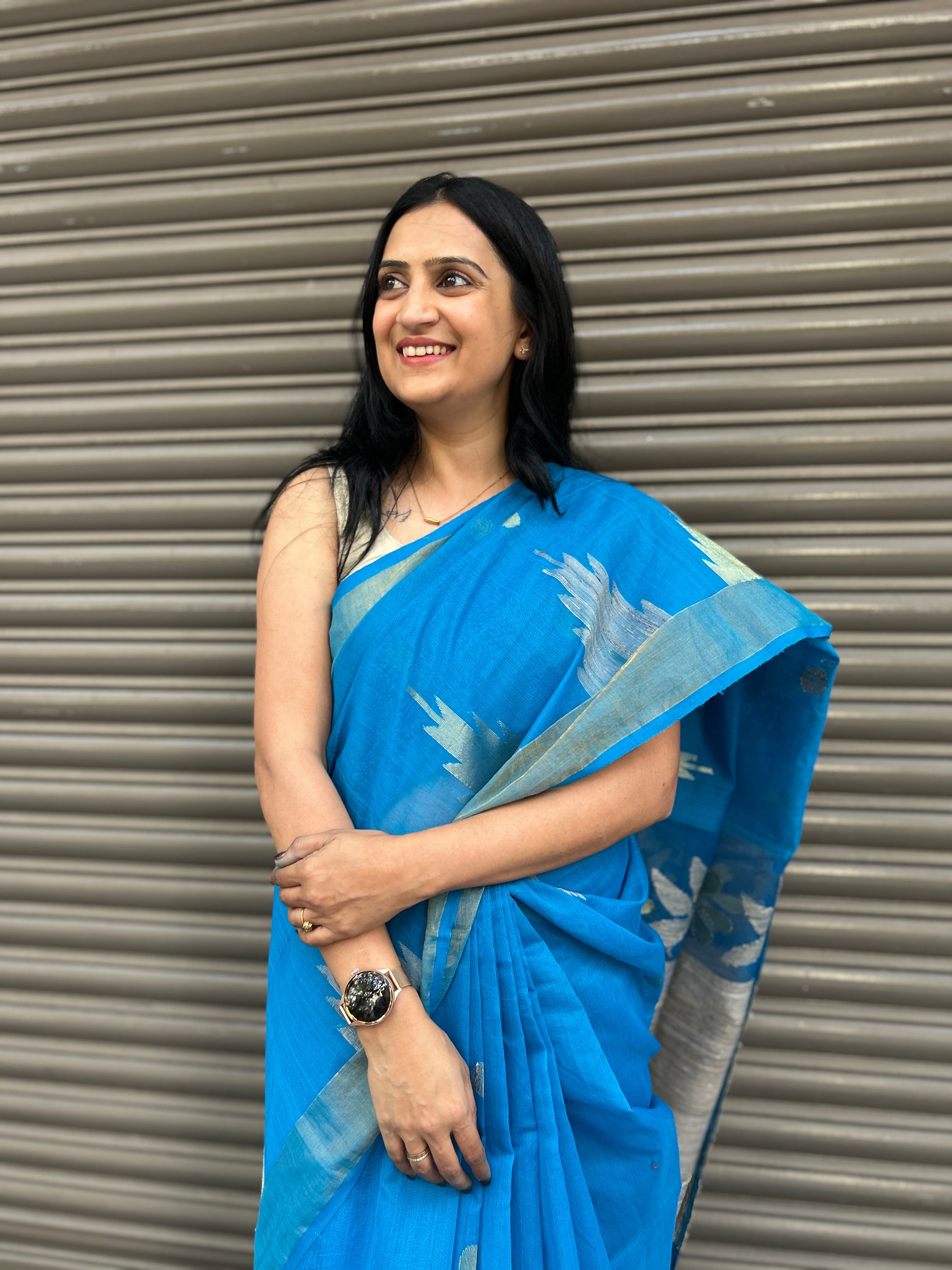 Muslin Jamdani Saree with Jute Pallu - Blue