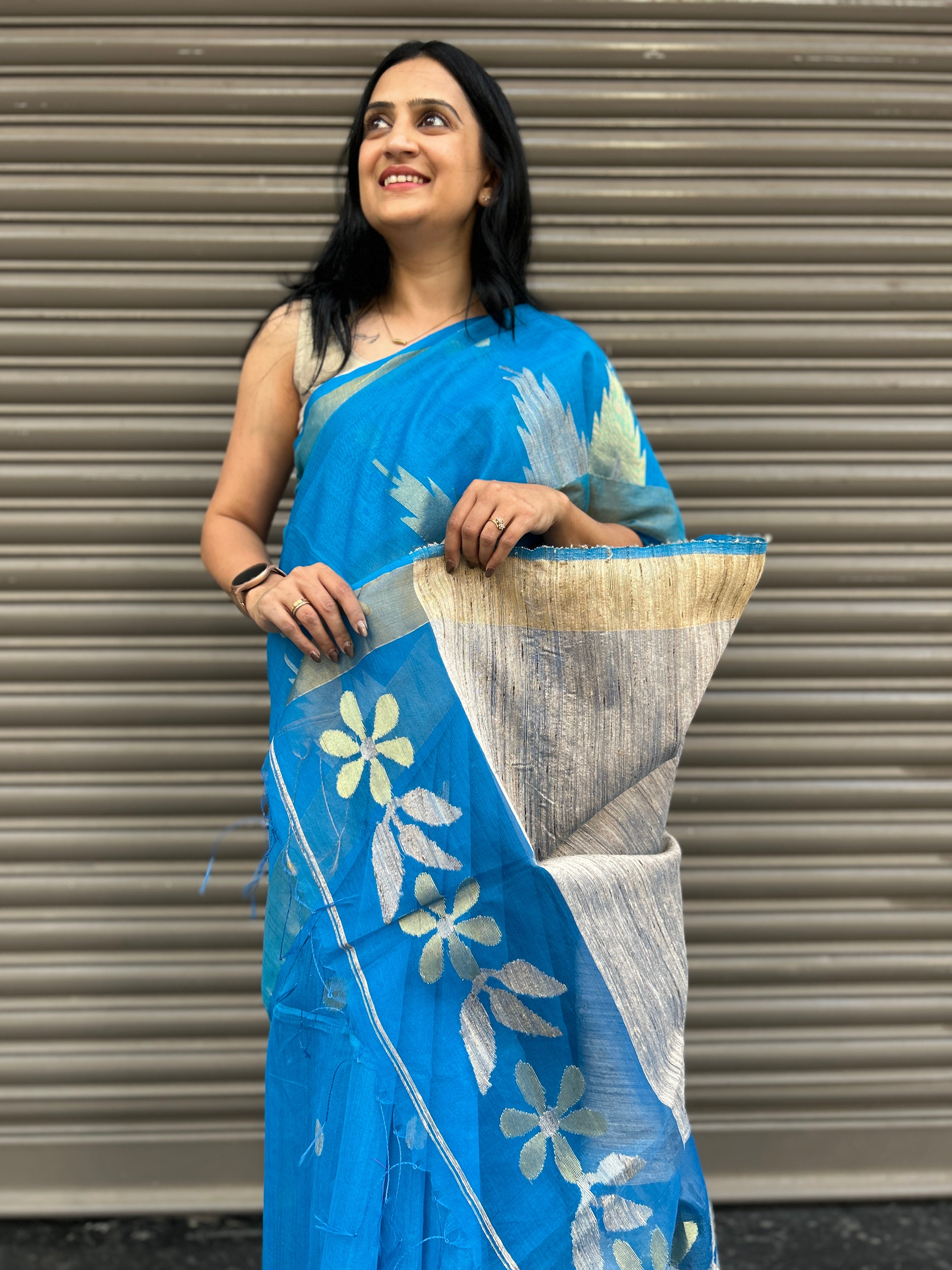 Muslin Jamdani Saree with Jute Pallu - Blue
