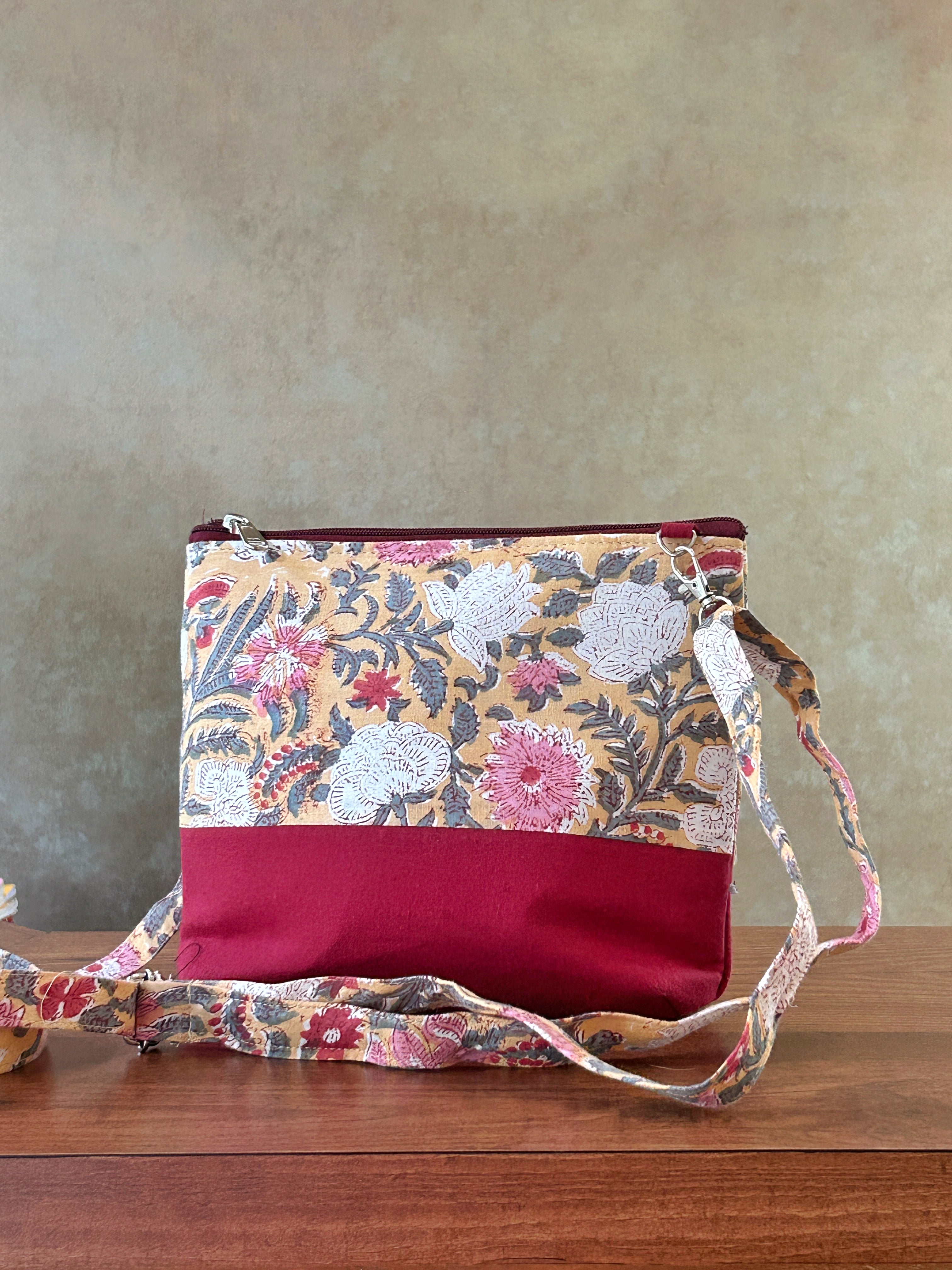 Cotton Basket Sling - Yellow & Maroon