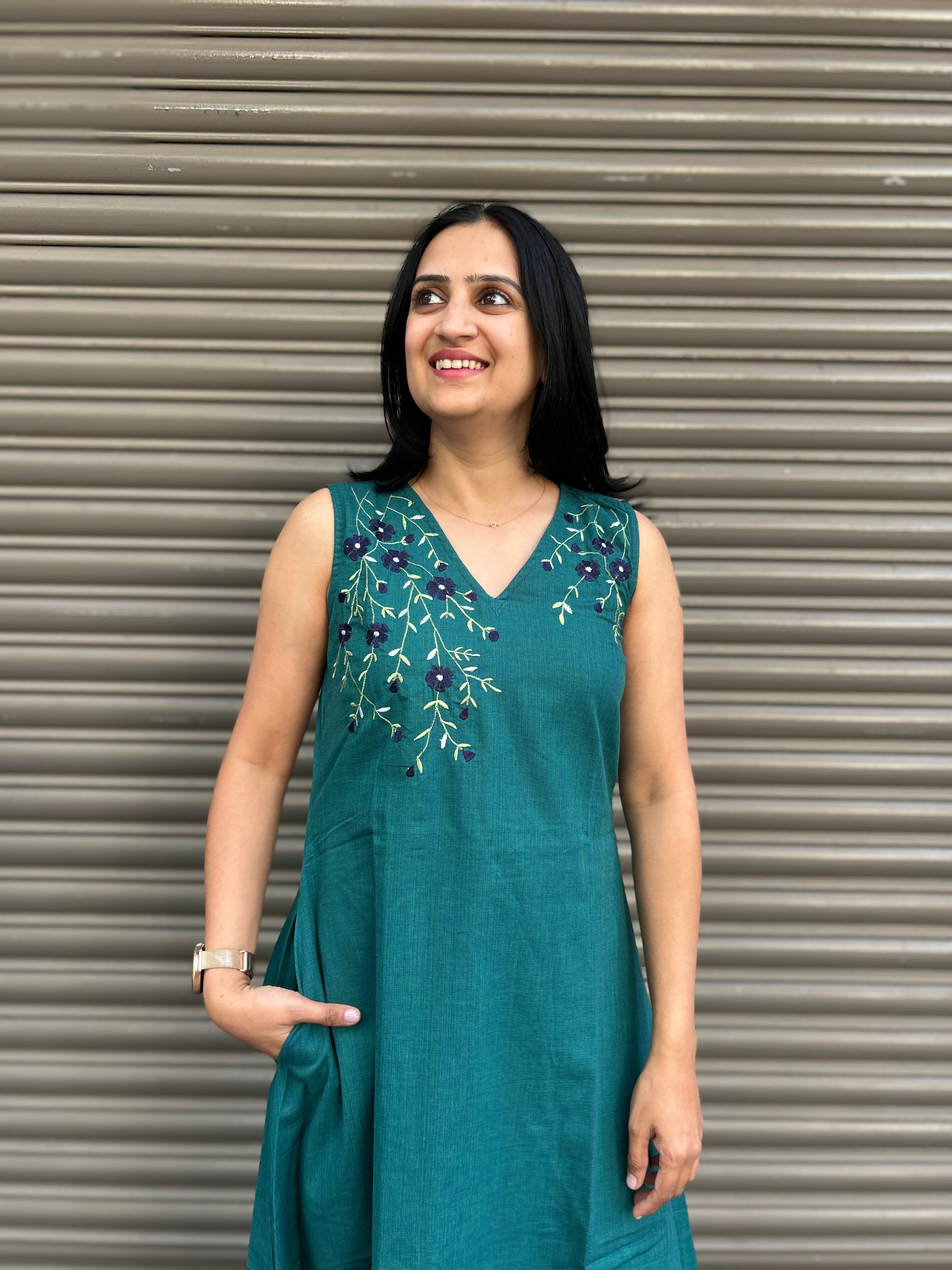 Woman's Casual Dress - Peacock Green