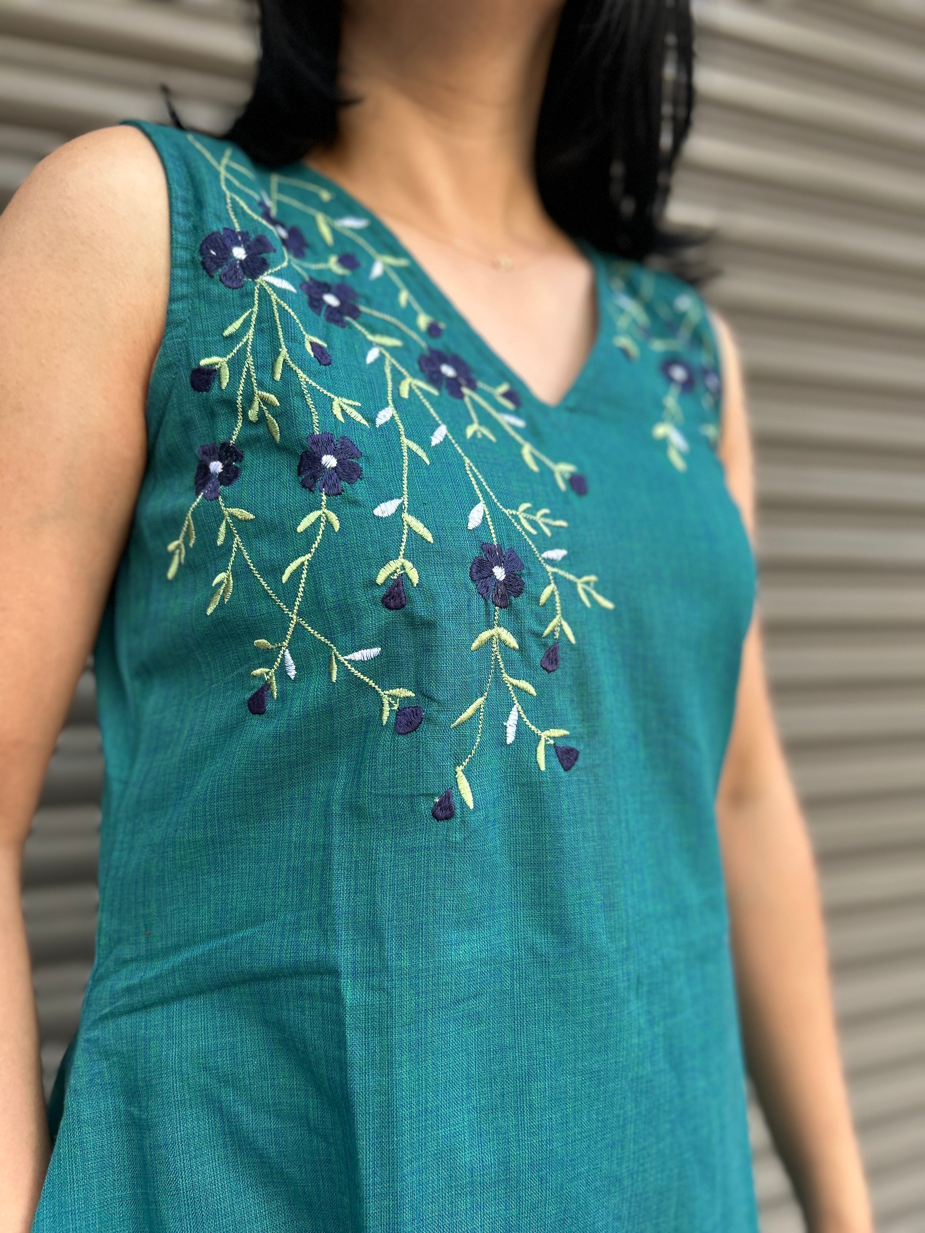 Woman's Casual Dress - Peacock Green