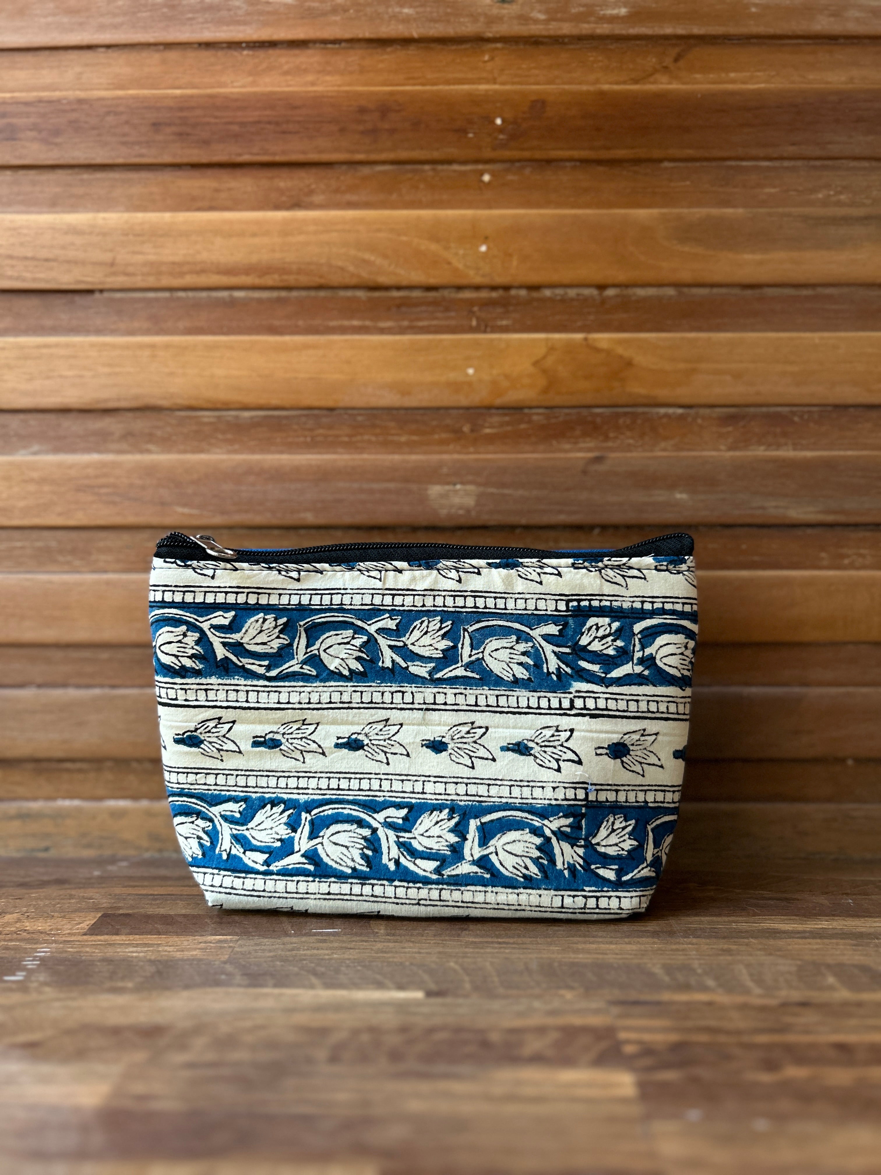 Pouch Set