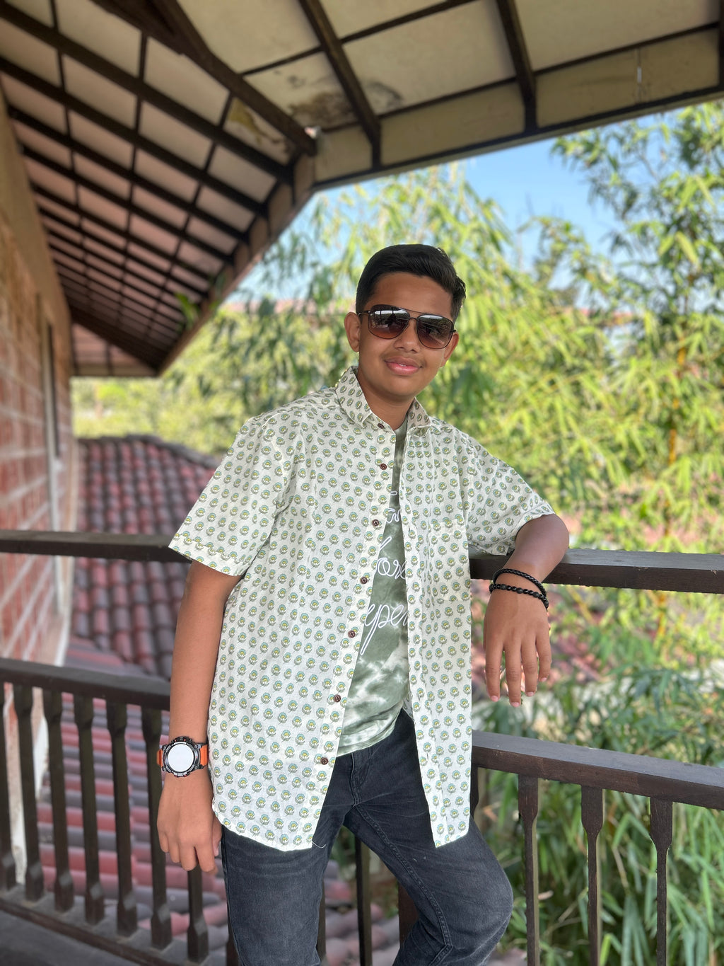 Men's Casual Shirts - White