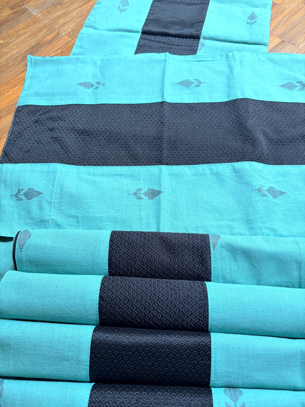 Table Mat & Table Runner Set -  Turquiose Blue & Black Khun