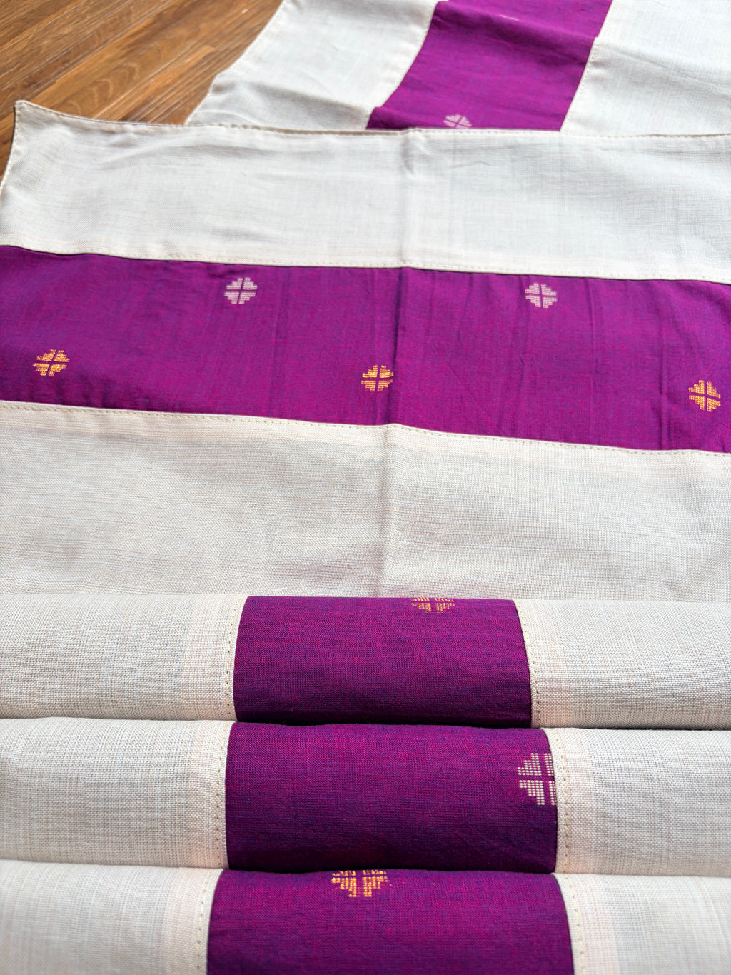 Table Mat & Table Runner Set - Off White & Rani Pink