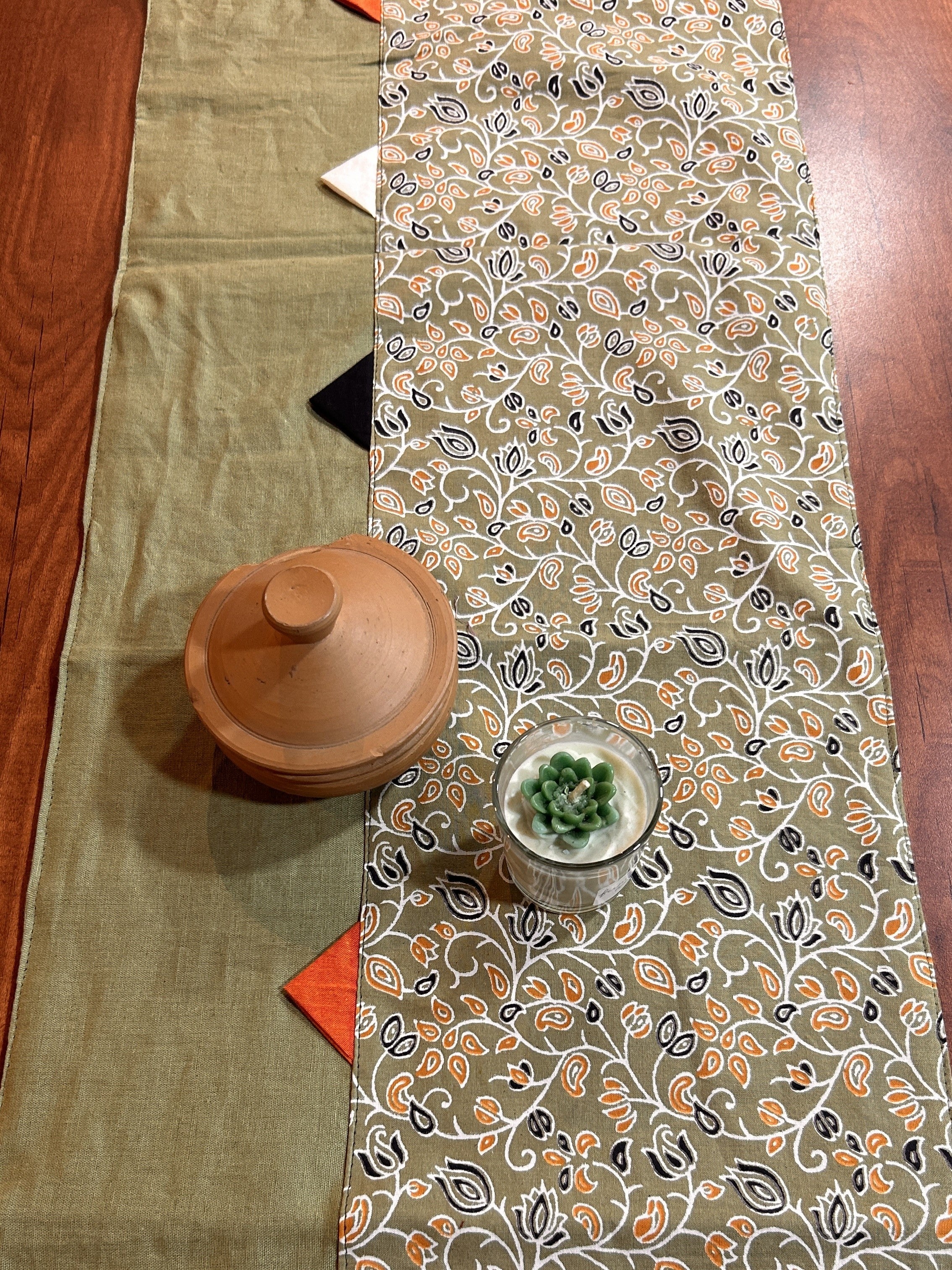 Table Runner