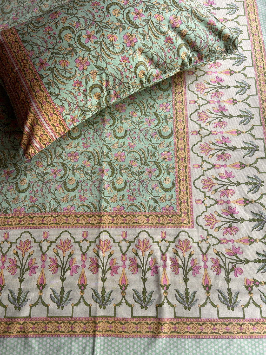 Baagh Double Bedsheet - Green Floral