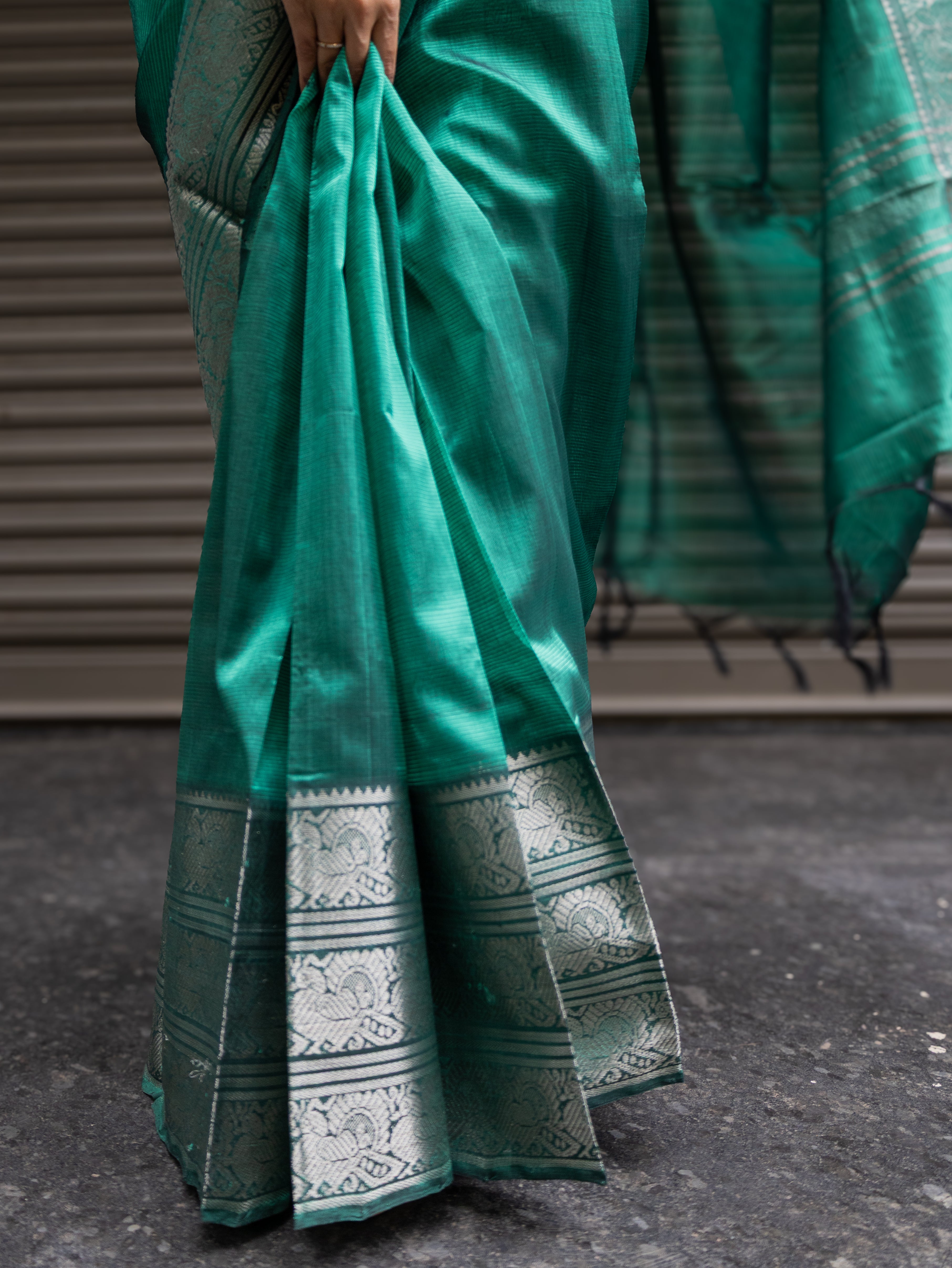 Mangalgiri Pattu Silk Saree with Peacock Border - Green