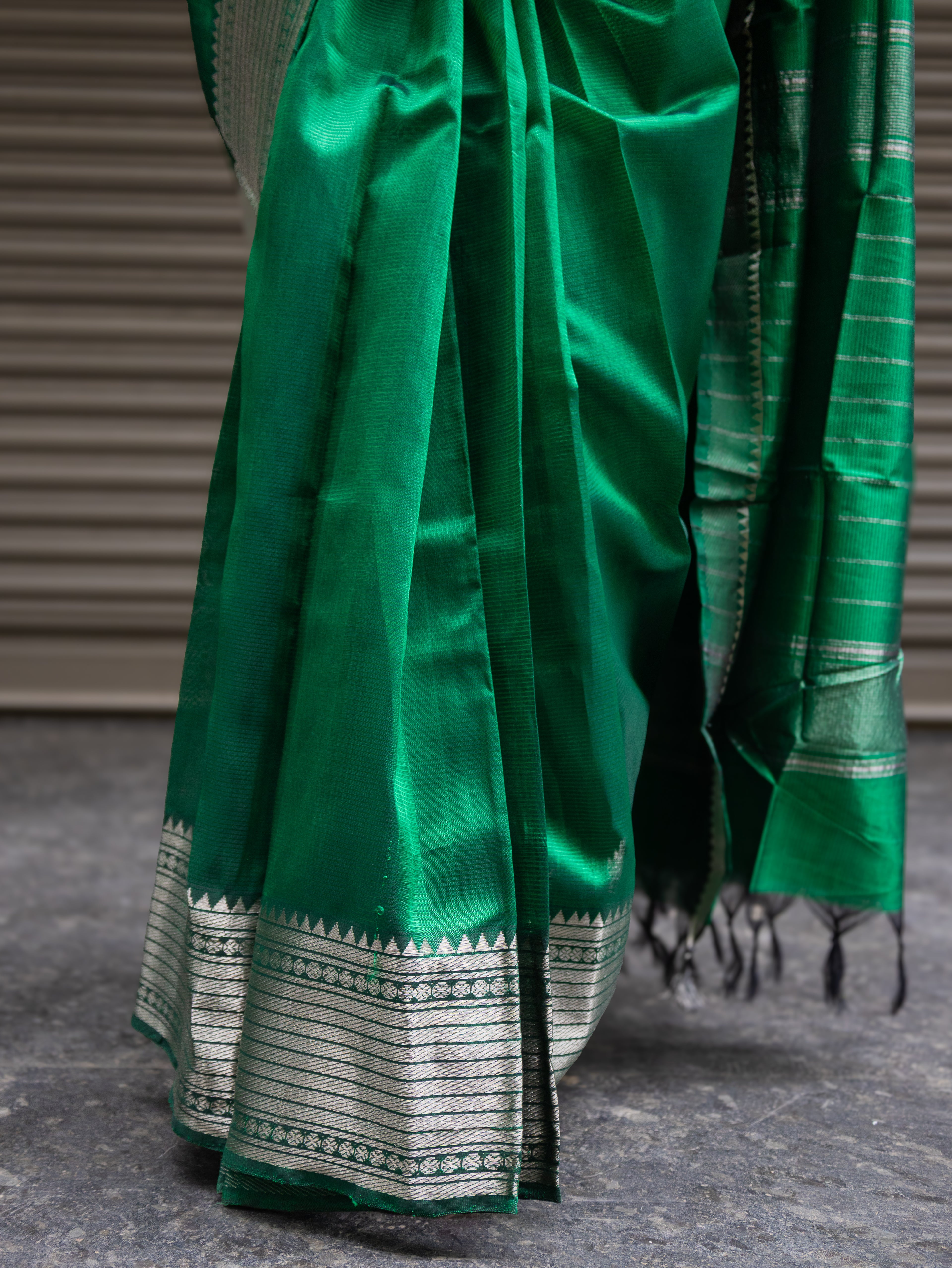 Mangalgiri Pattu Silk Saree with Rudraksh Border - Green