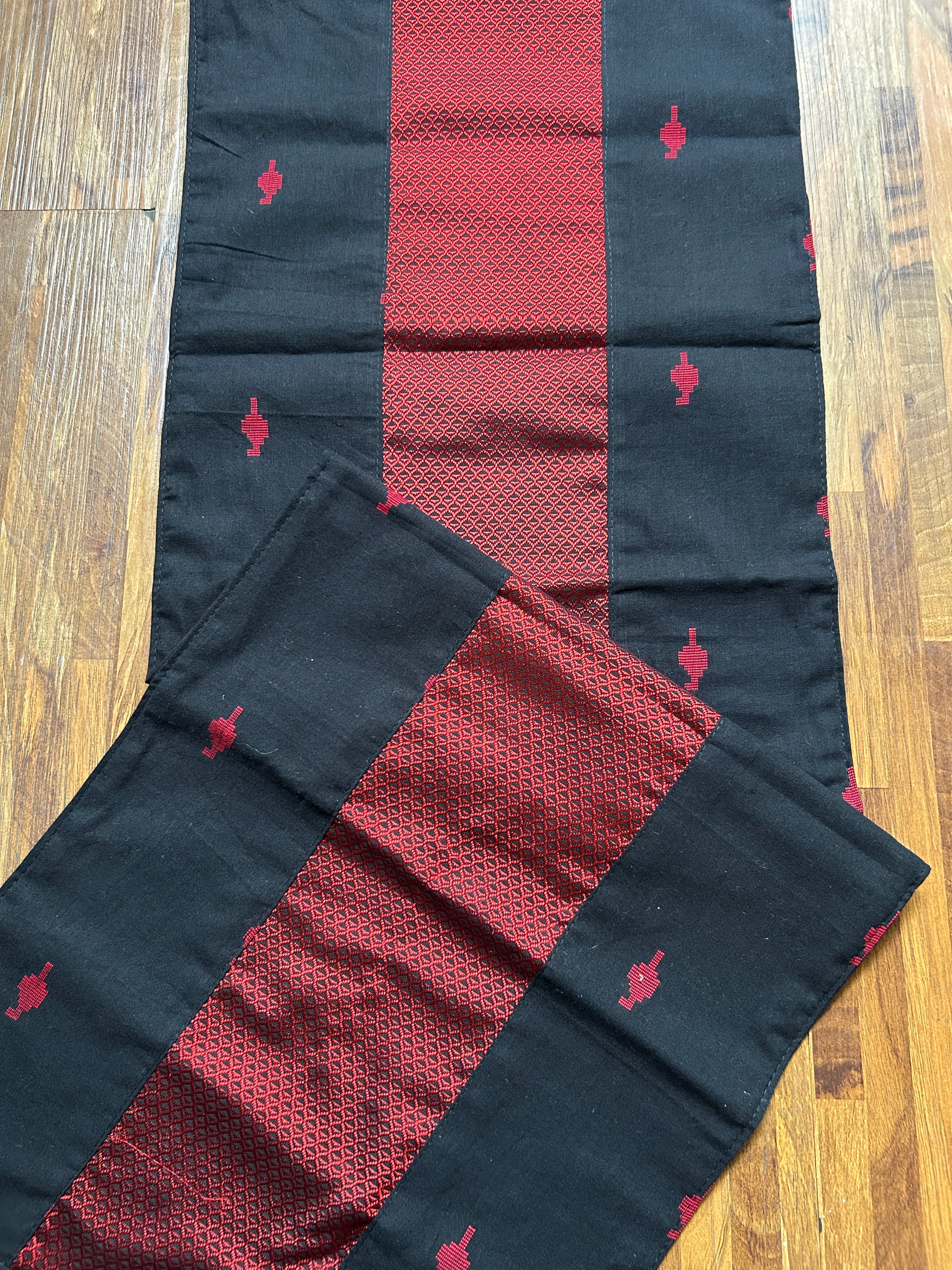 Table Runner