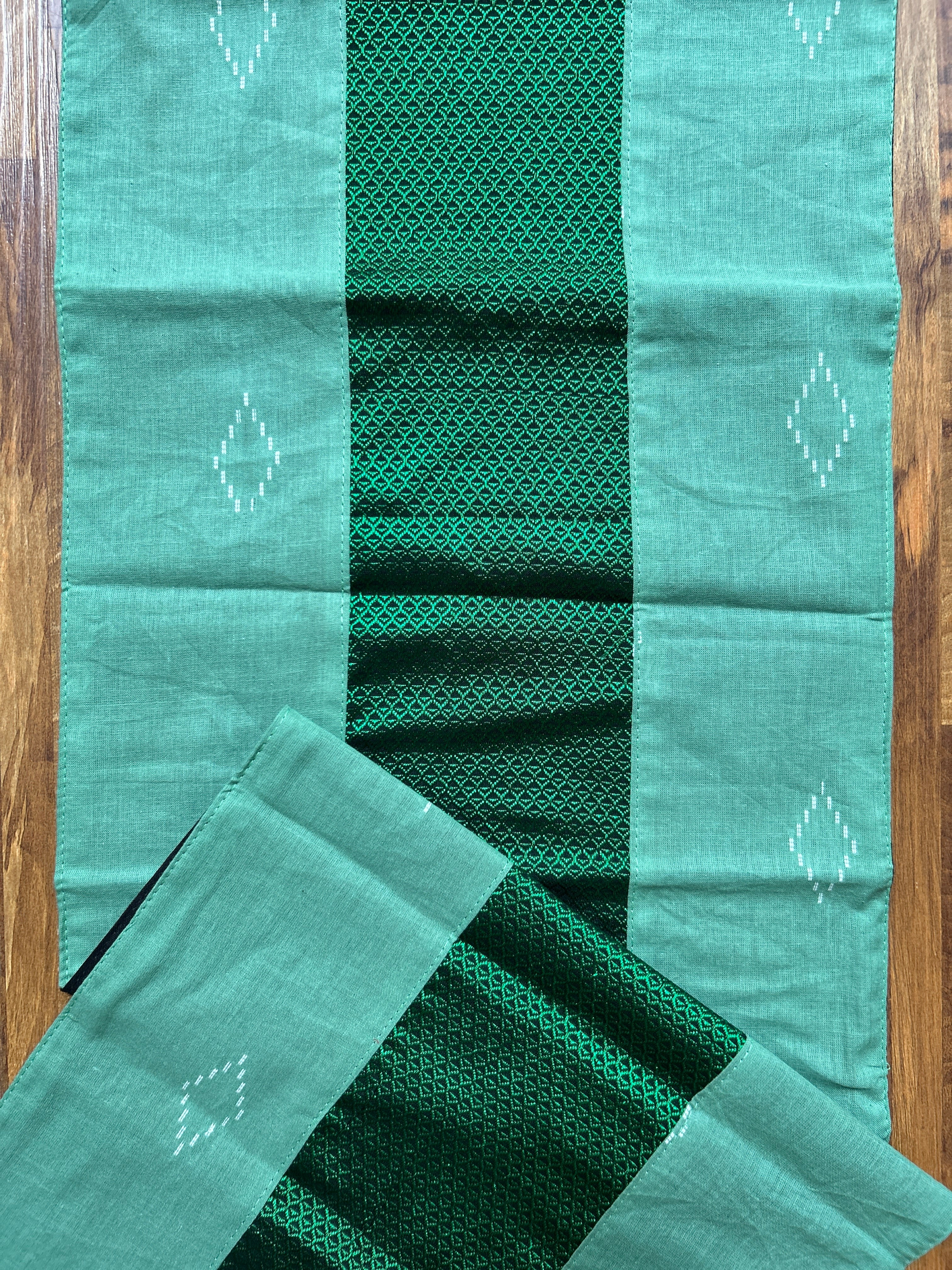 Table Mat & Table Runner Set - Light Green & Green Khun