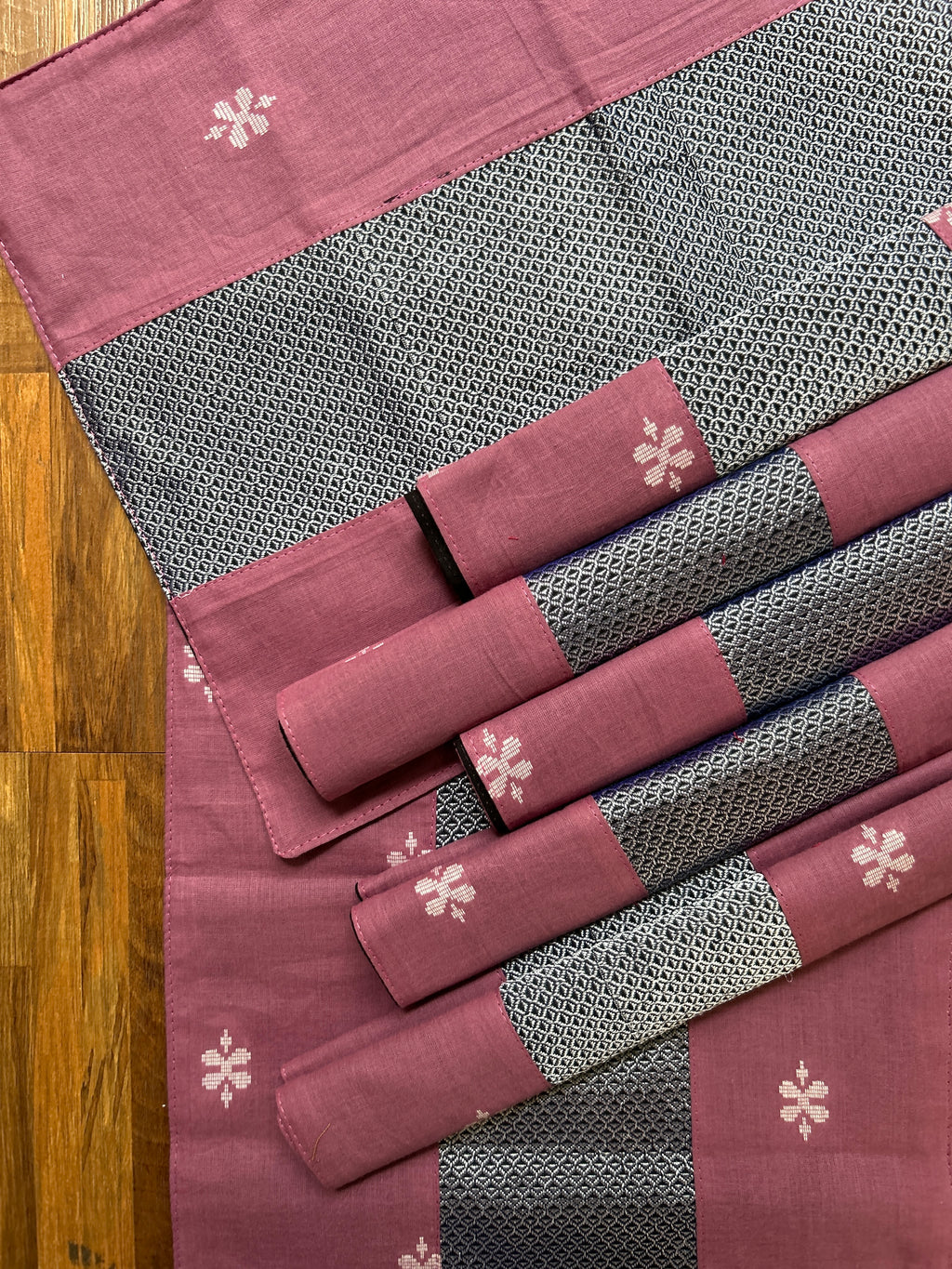 Table Mat & Table Runner Set - Pink & Dark Grey Khun