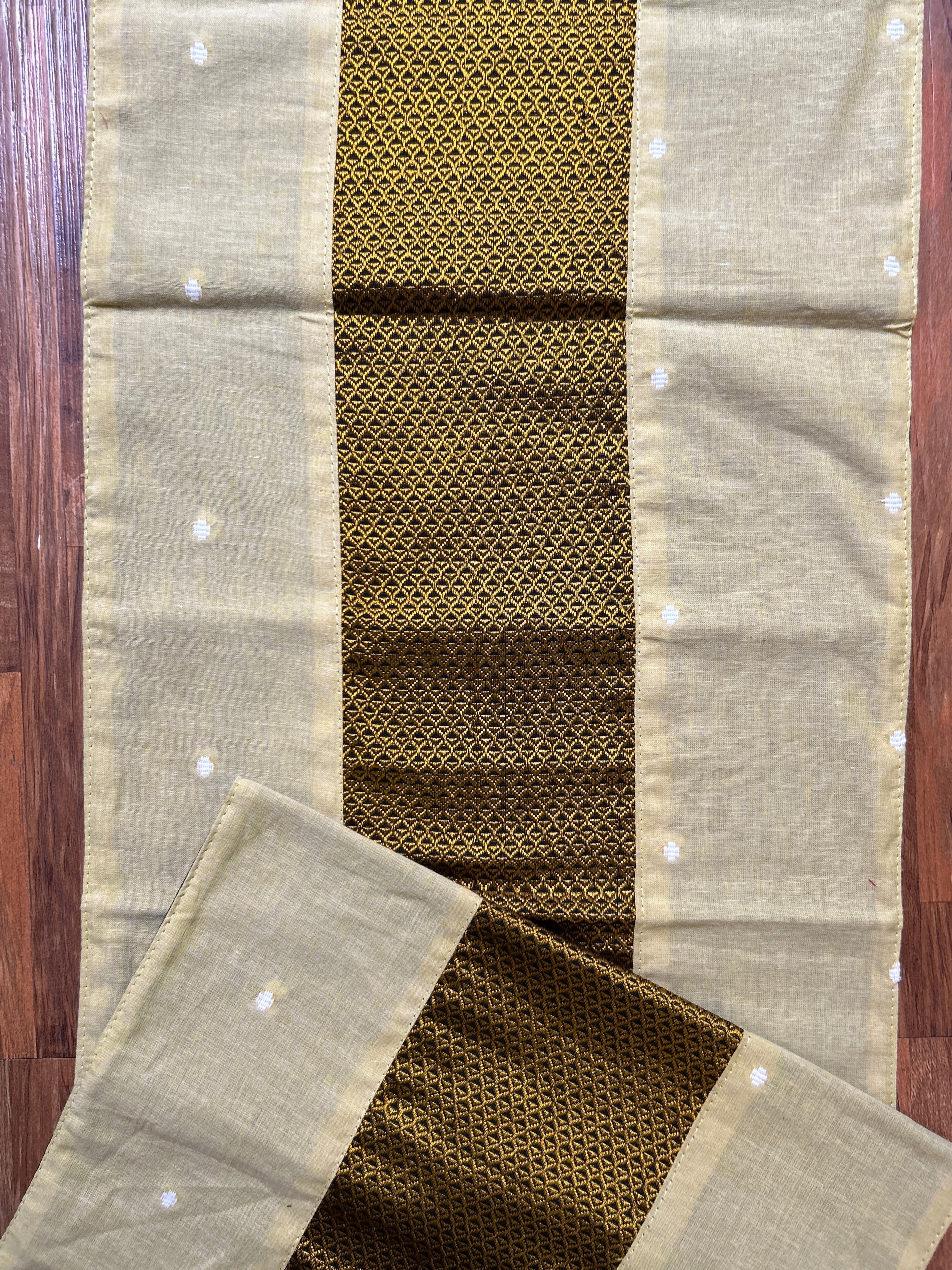 Table Mat & Table Runner Set - Cream & Yellow Khun