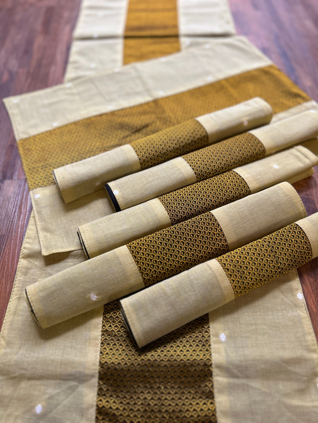 Table Mat & Table Runner Set - Cream & Yellow Khun