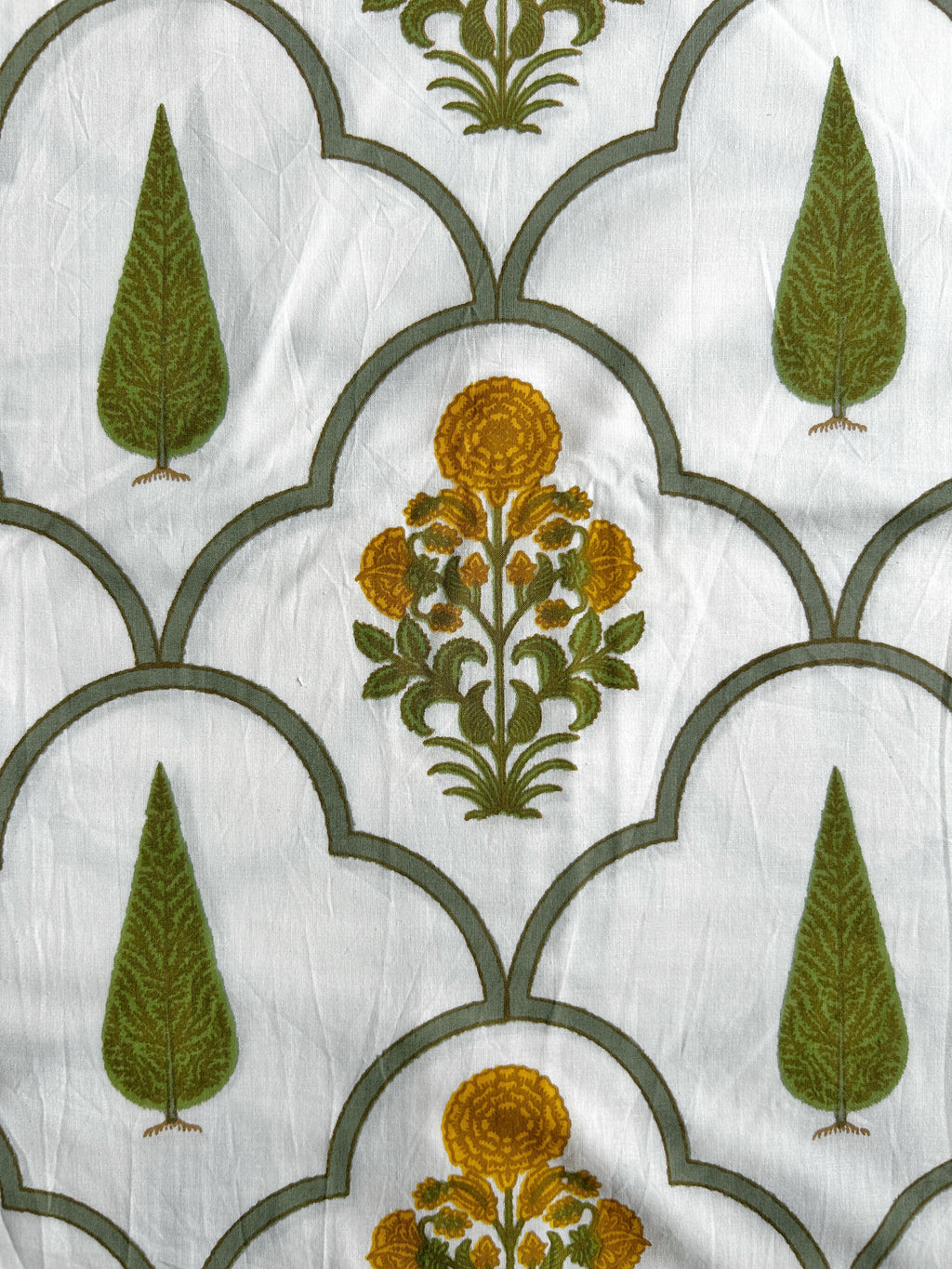 Baagh Superking Bedsheet - Yellow & Green Butti