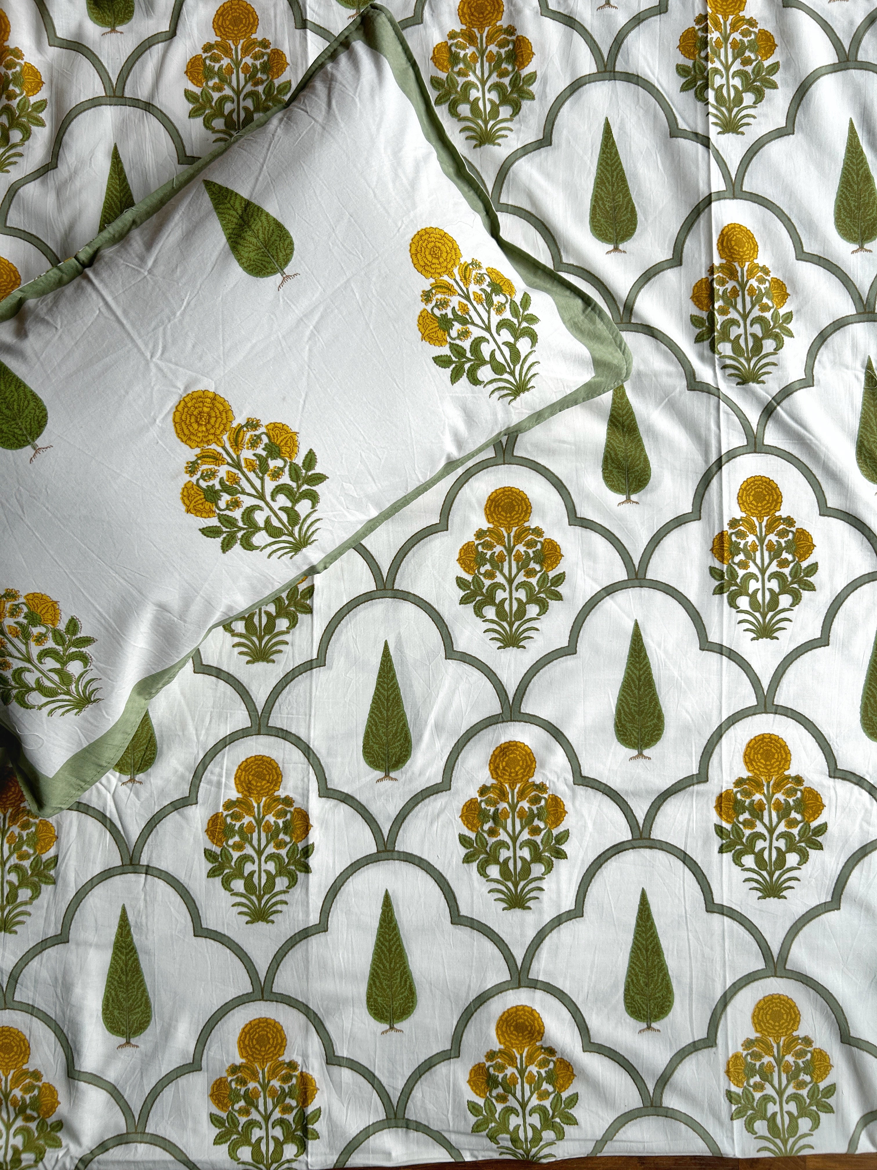 Baagh Superking Bedsheet - Yellow & Green Butti