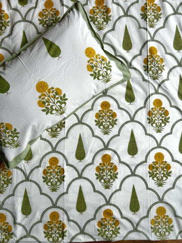Baagh Superking Bedsheet - Yellow & Green Butti