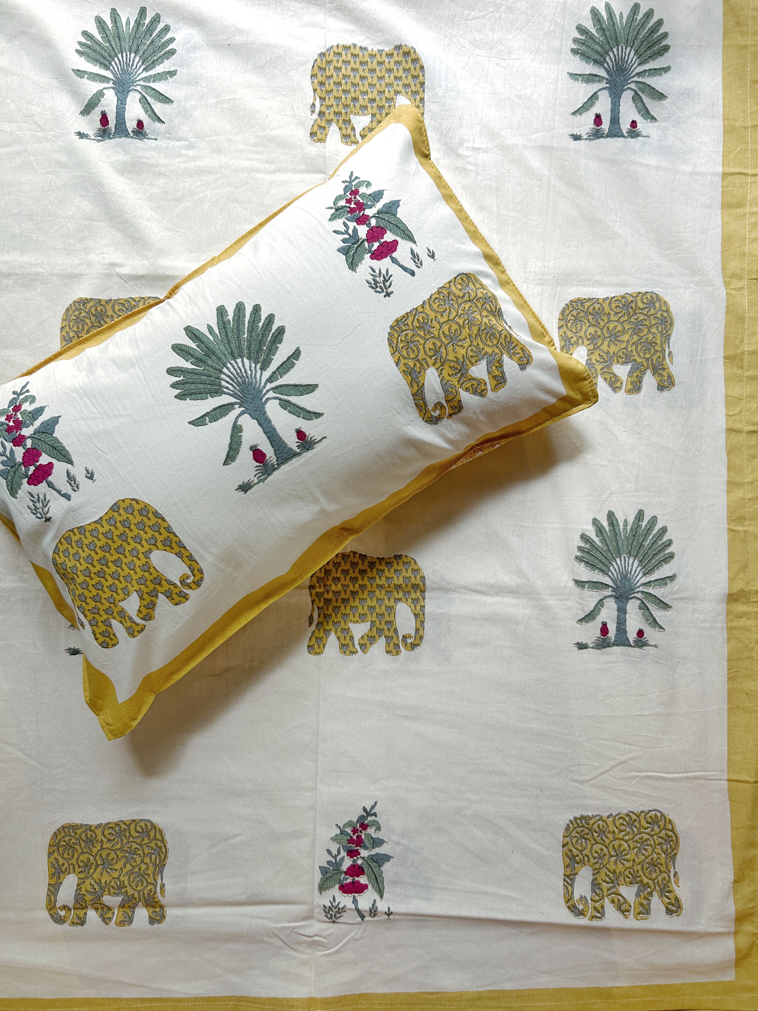 Baagh Double Bedsheet - Yellow