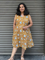 Woman's Casual Dress - White & Blue