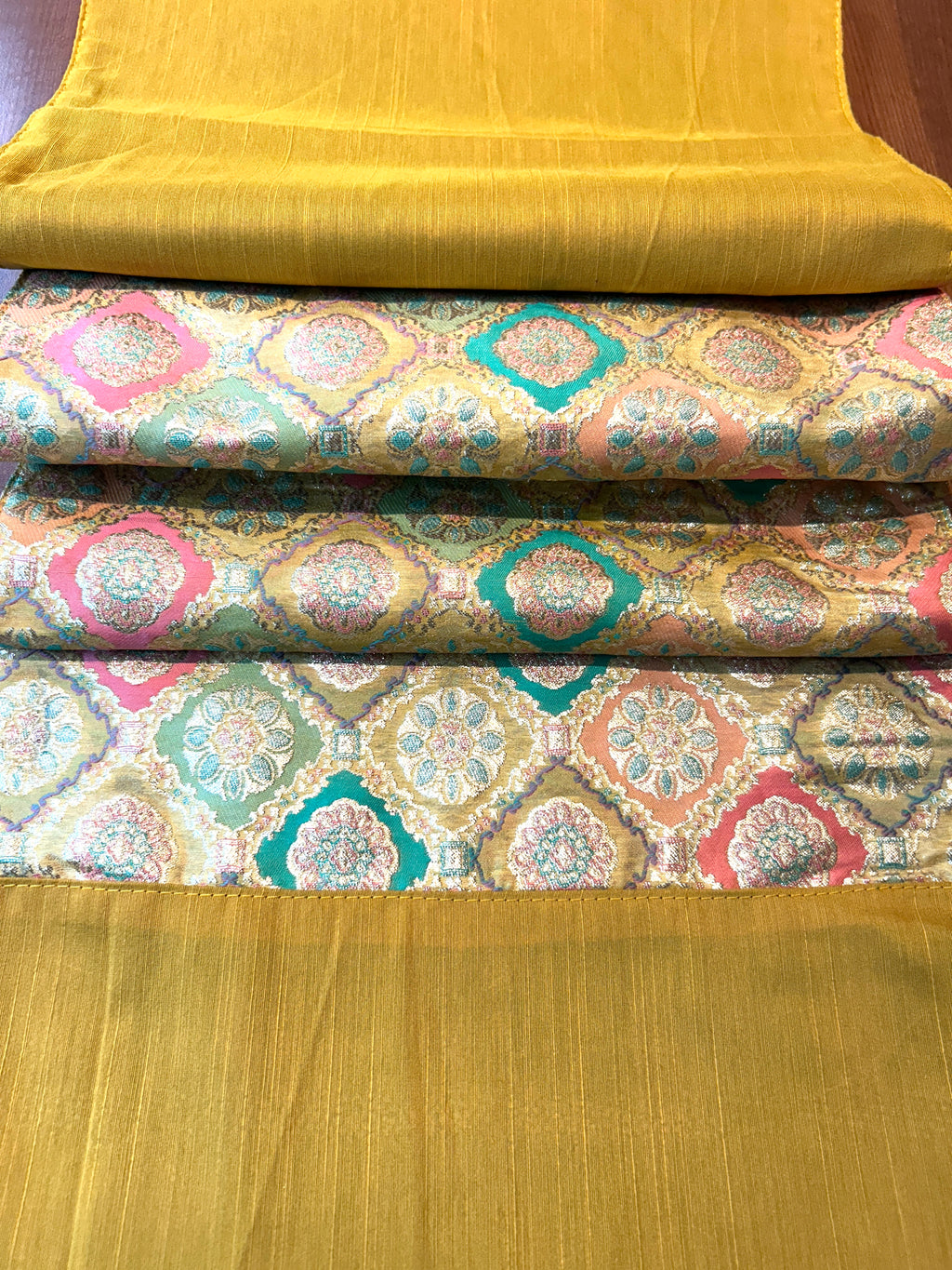 Brocade Falling Table Runner - Golden