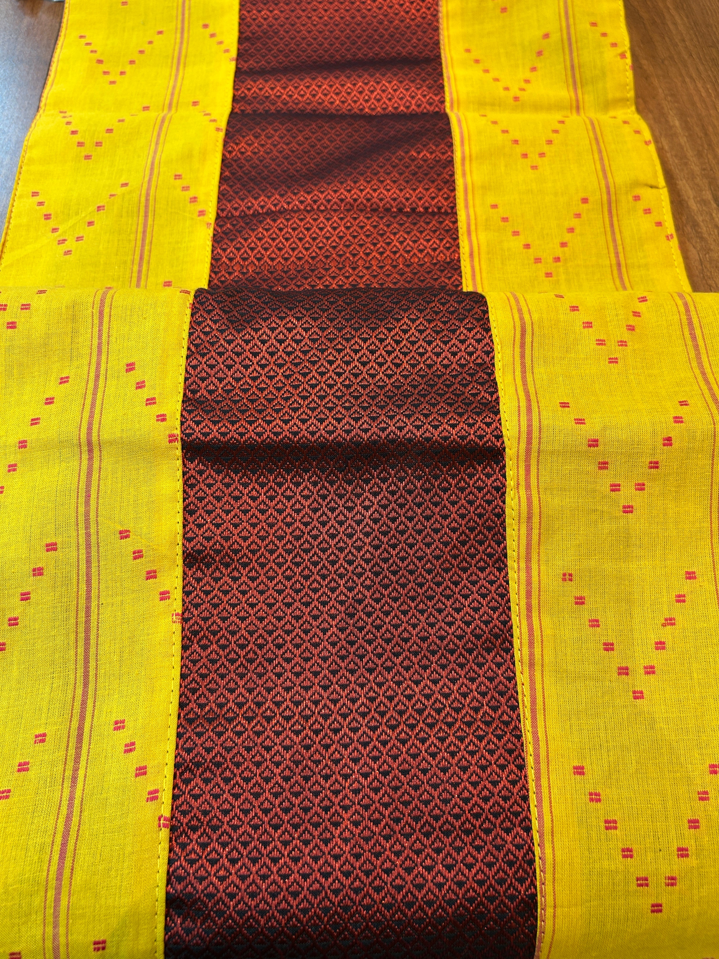 Falling Table Runner - Yellow + Maroon Khun