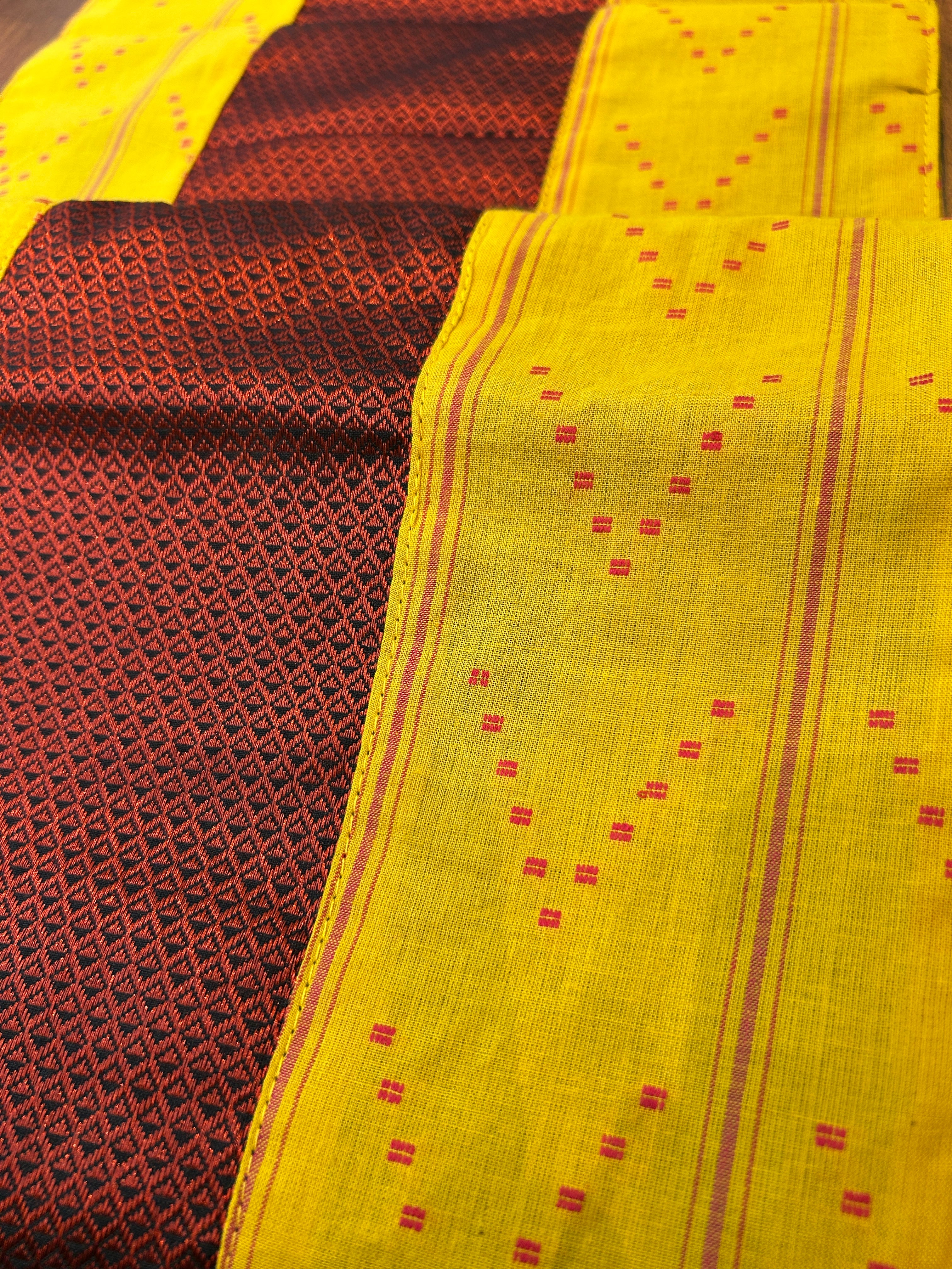 Falling Table Runner - Yellow + Maroon Khun