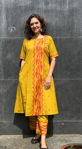 Woman's Co-Ord Set - Mustard Yellow