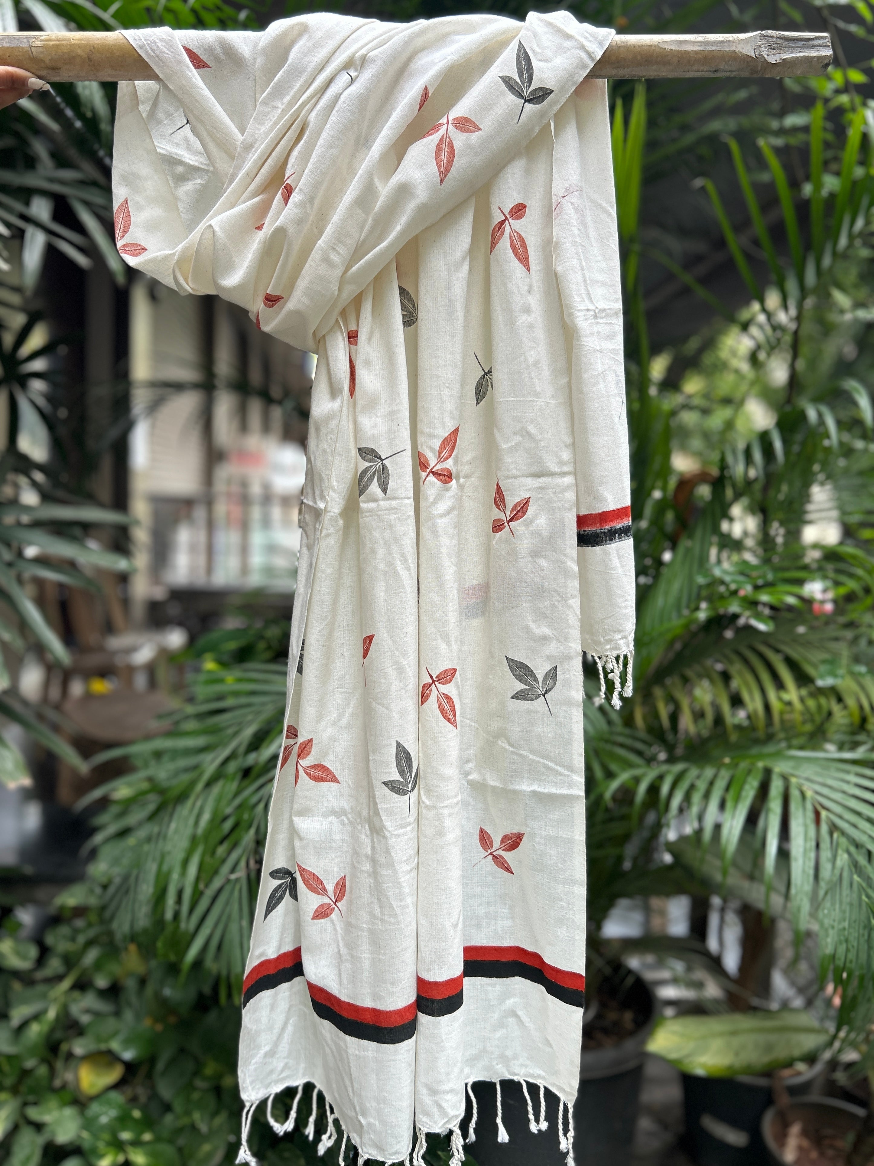 RUI - Organic Cotton Stole - Leaf Print - Rust & Black
